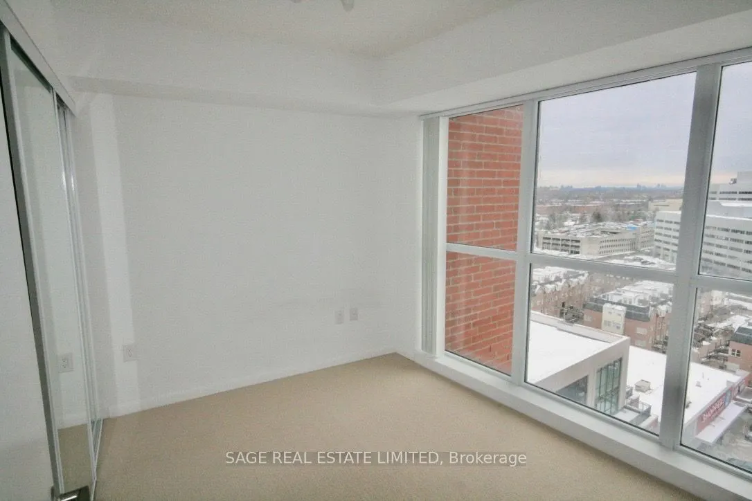 800 Lawrence Avenue W, #1424
