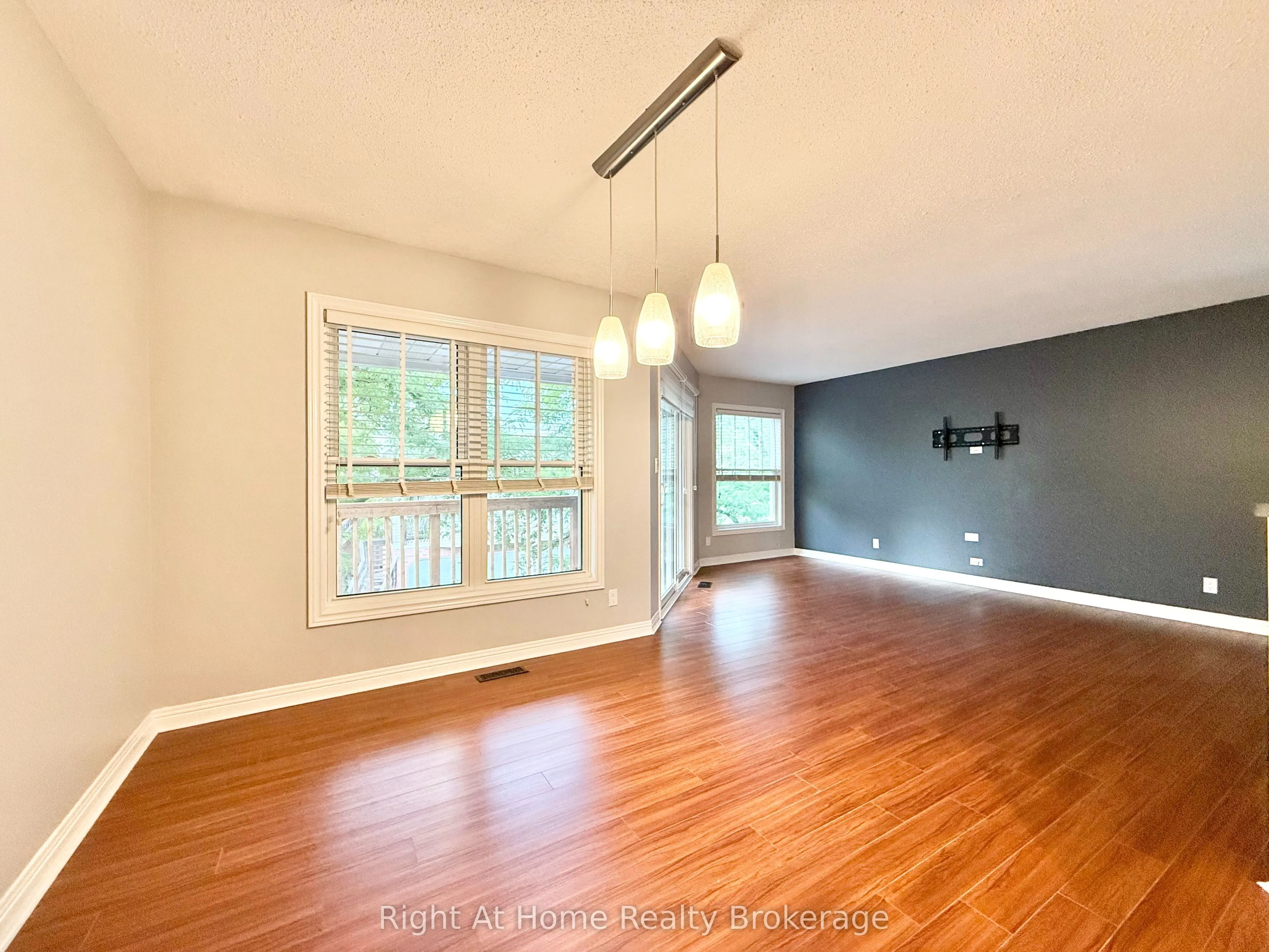 1220 Thorpe Road, #214