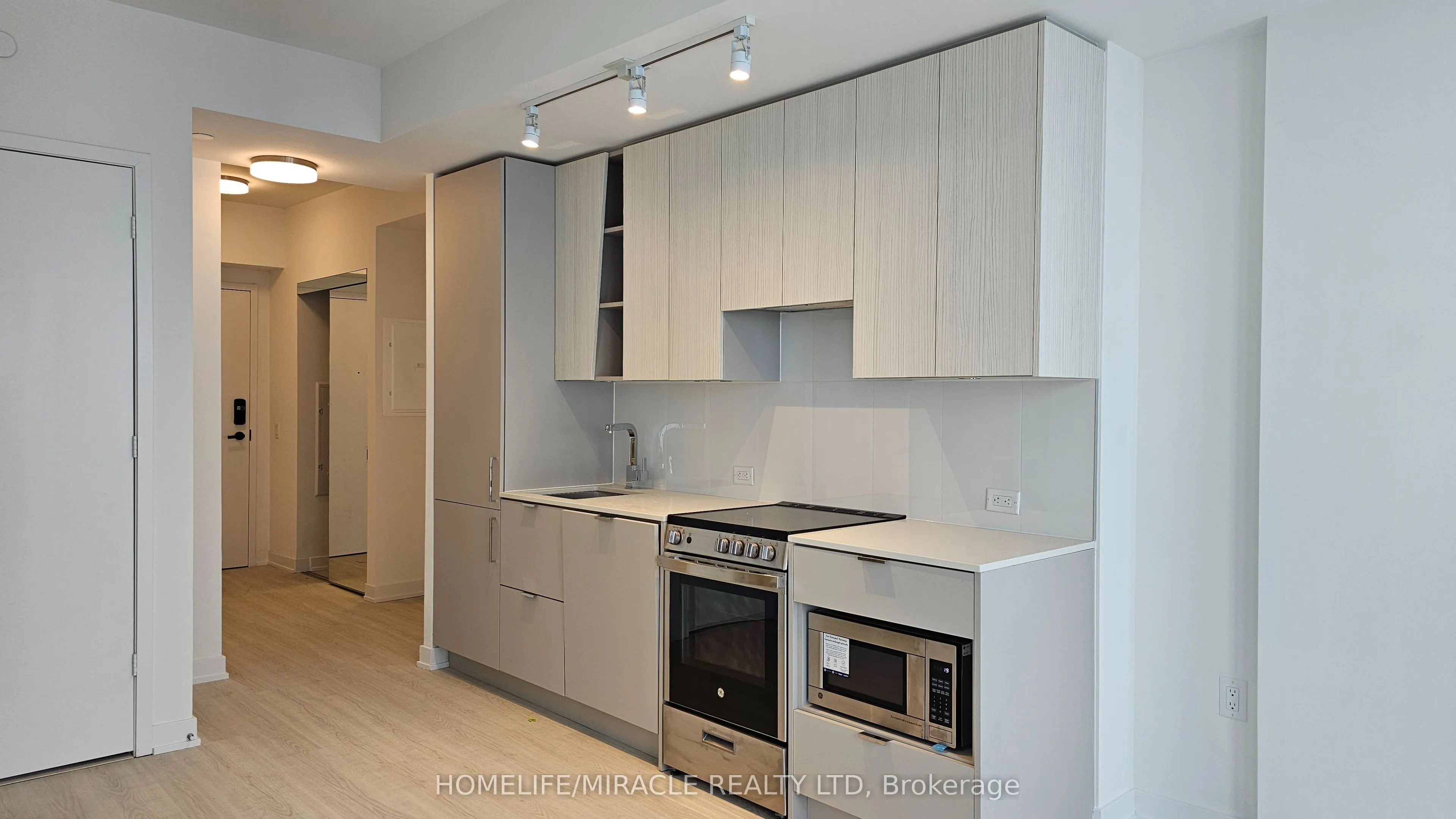 3883 Quartz Road, #5602