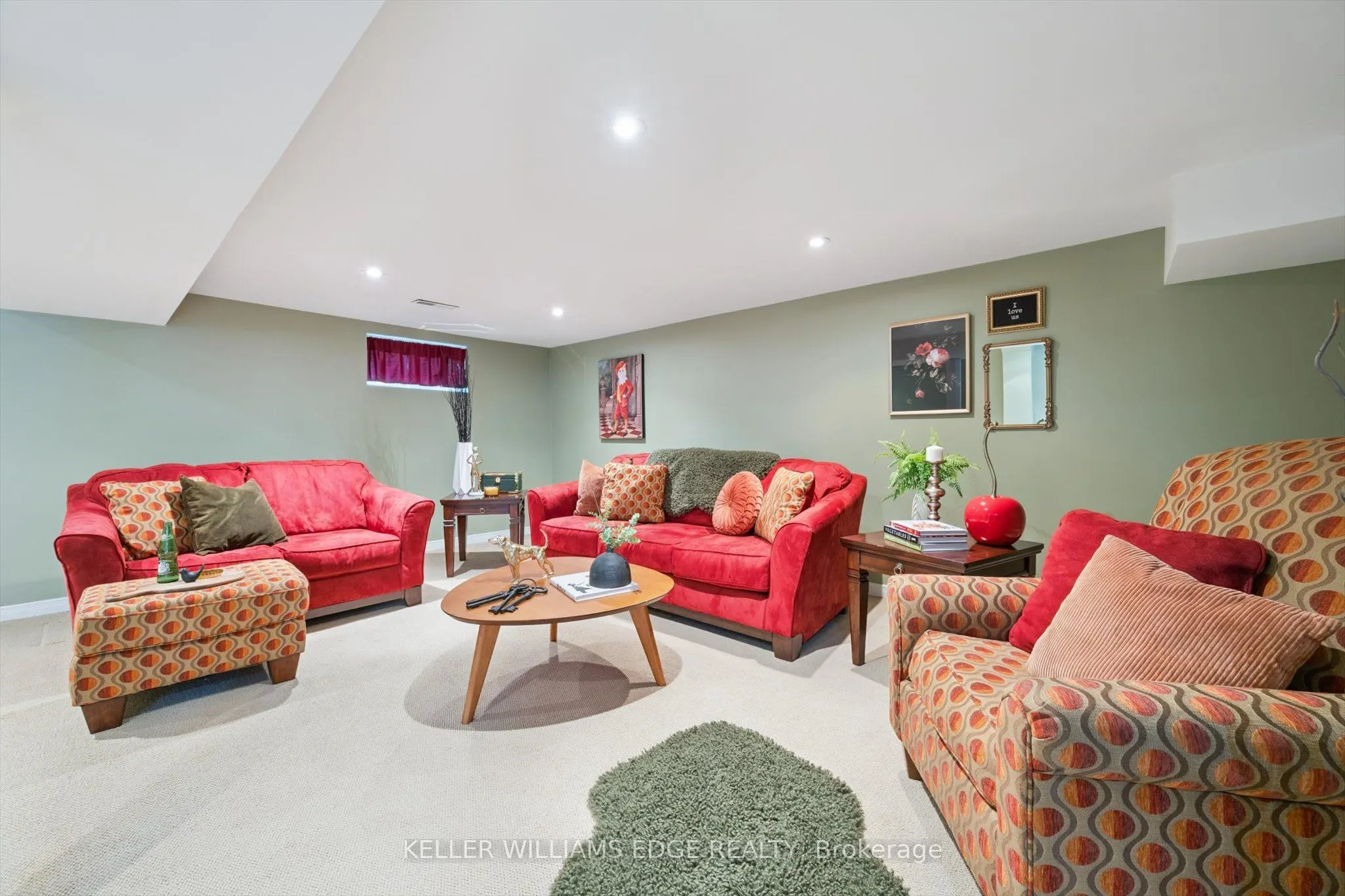202 Alderbrae Avenue