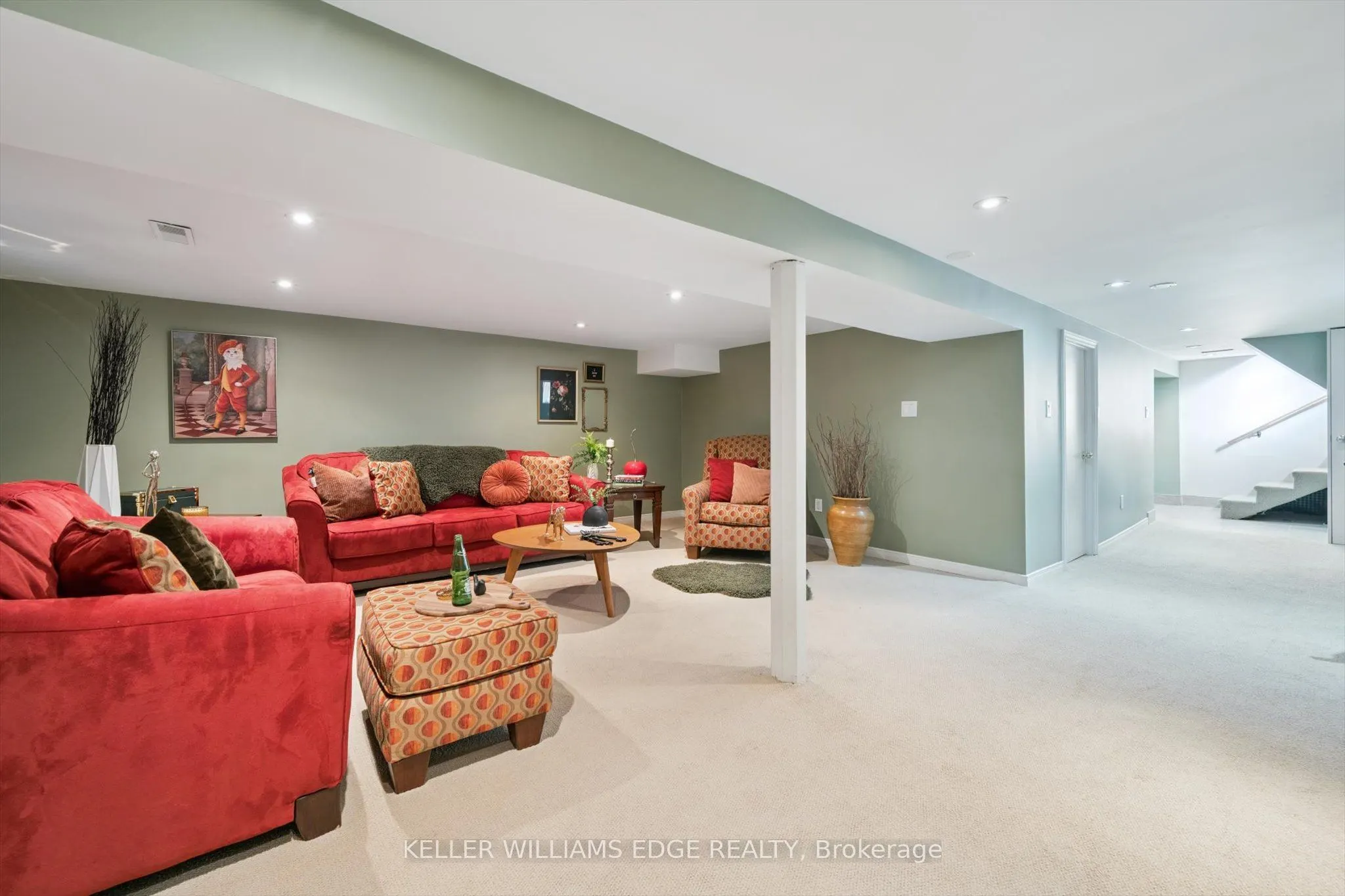 202 Alderbrae Avenue