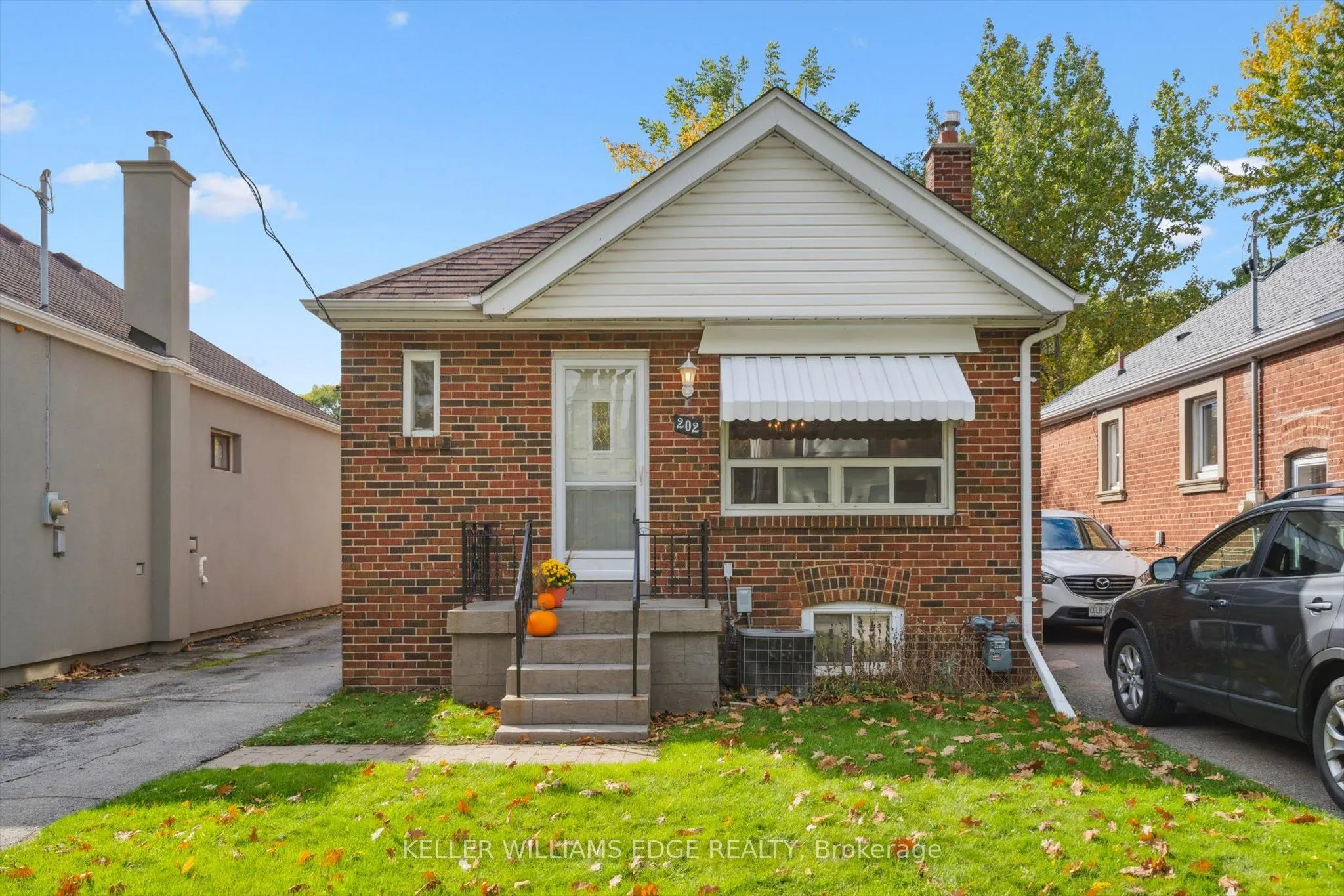 202 Alderbrae Avenue