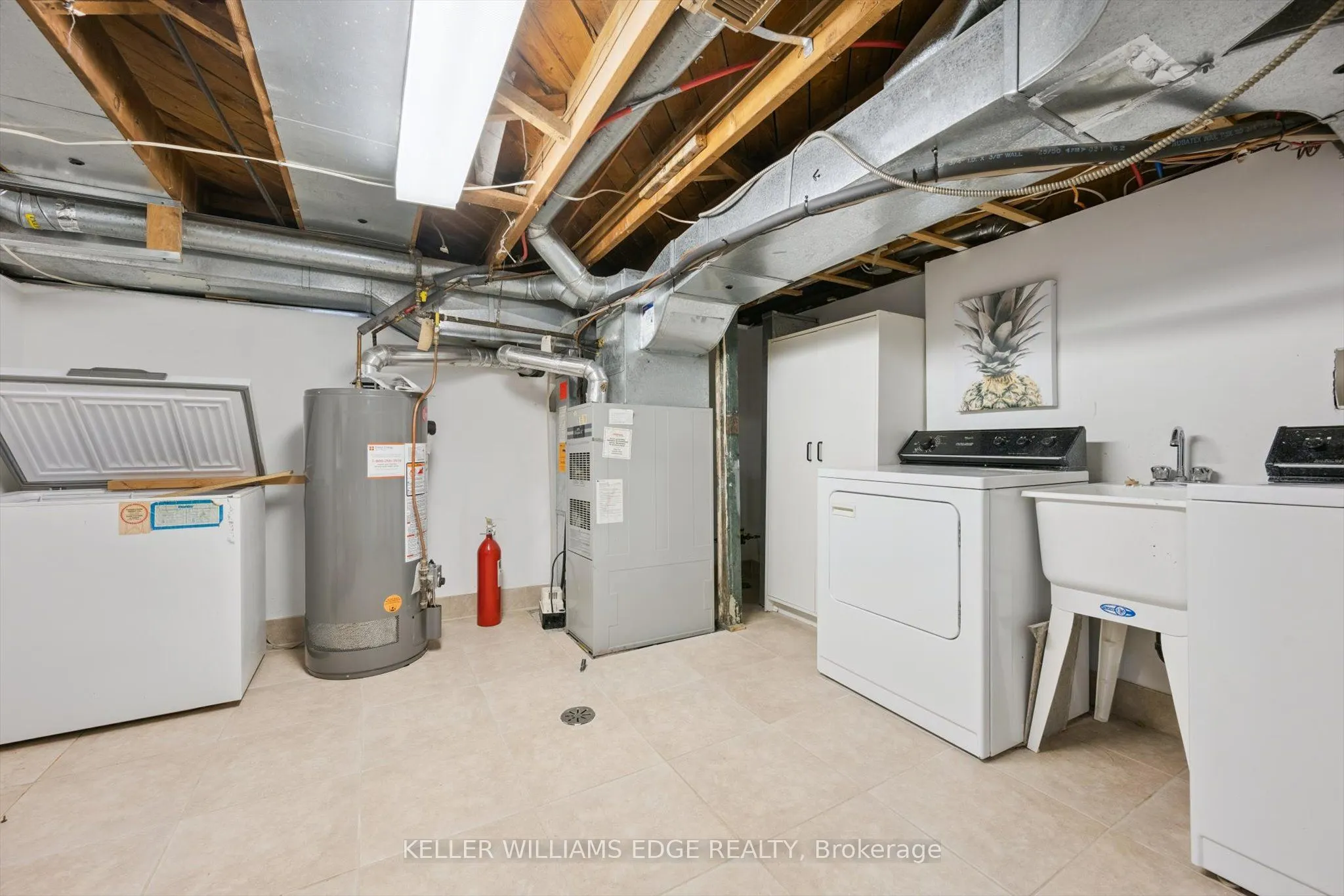 202 Alderbrae Avenue