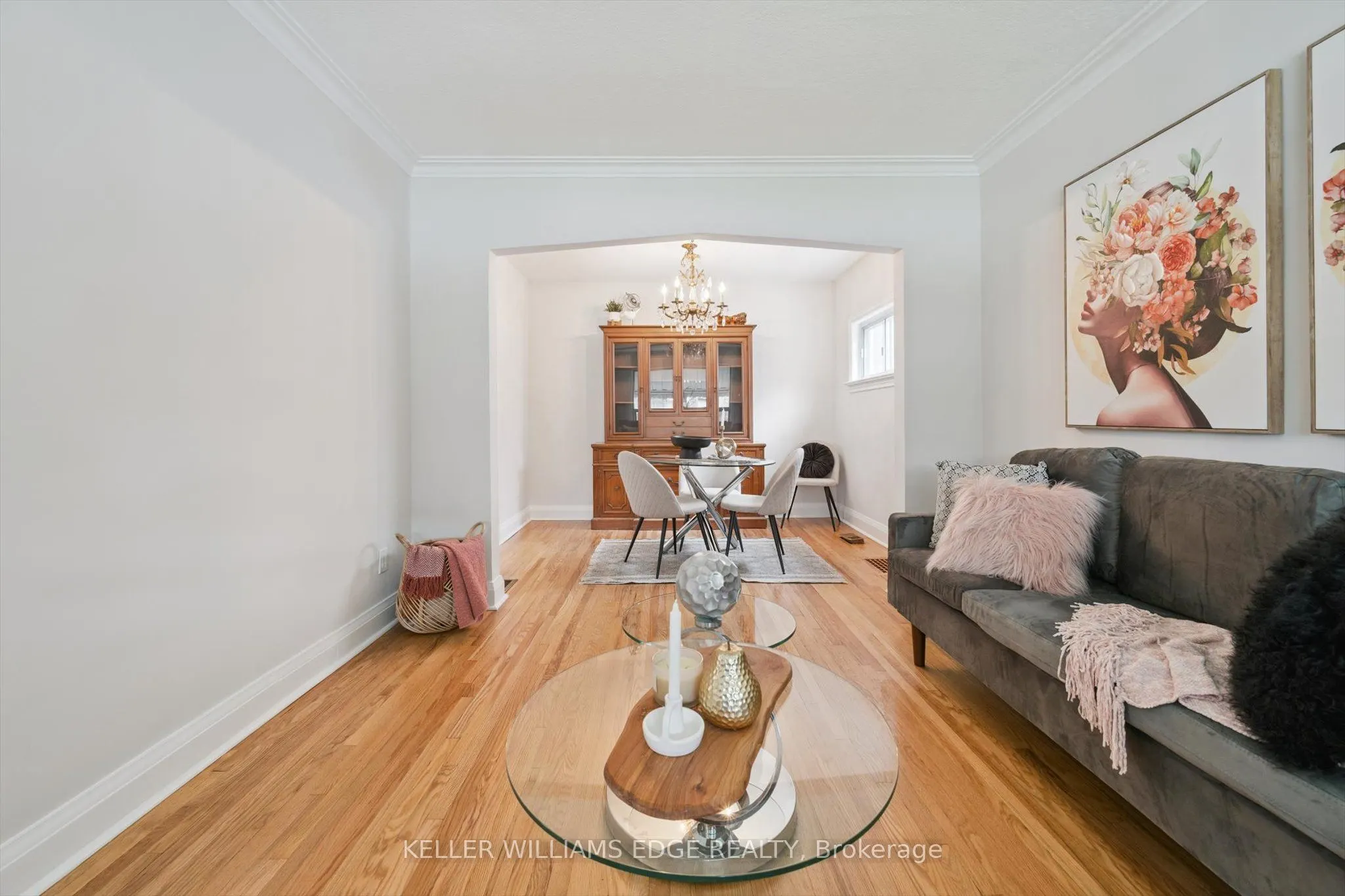 202 Alderbrae Avenue
