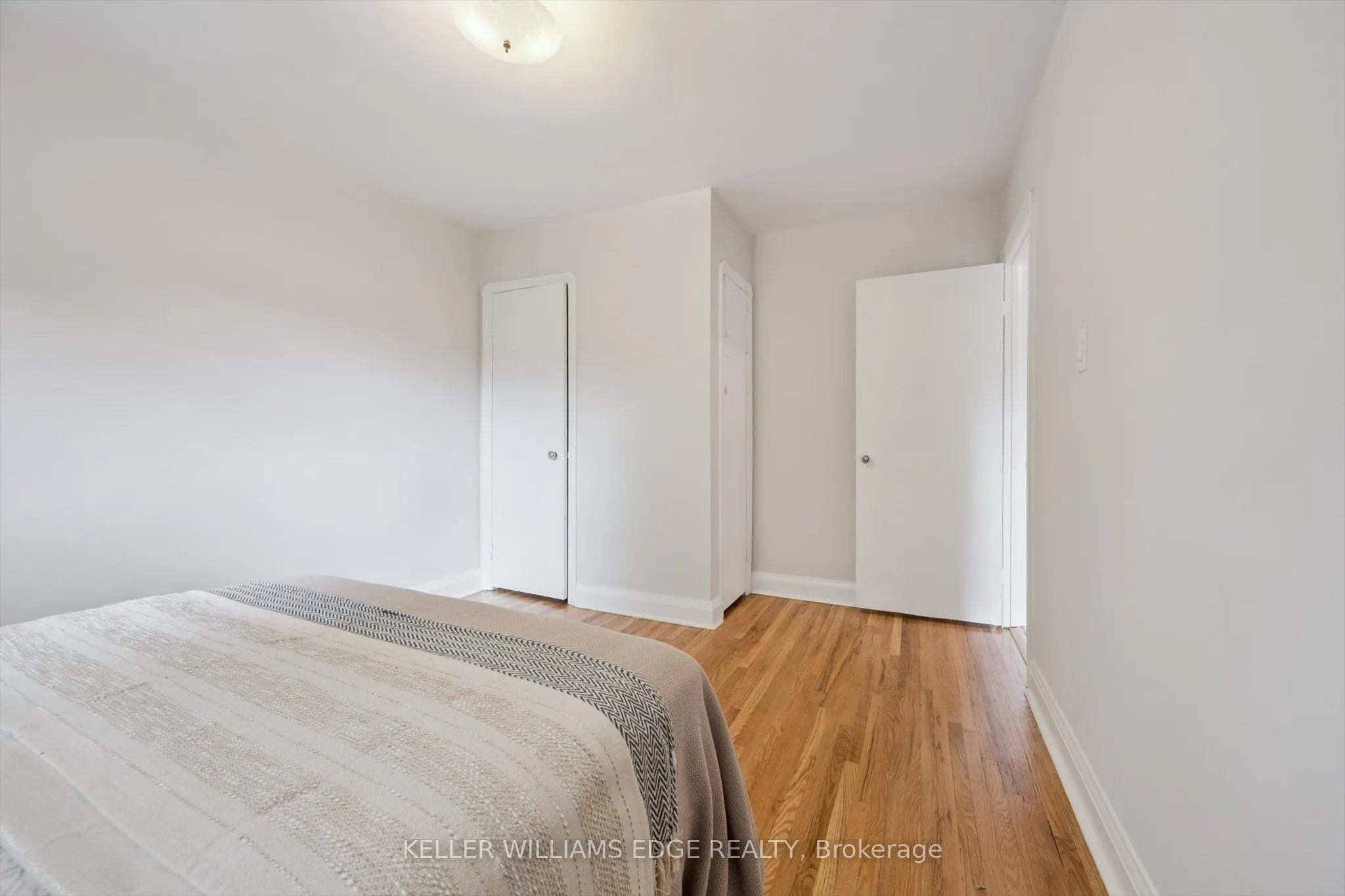 202 Alderbrae Avenue