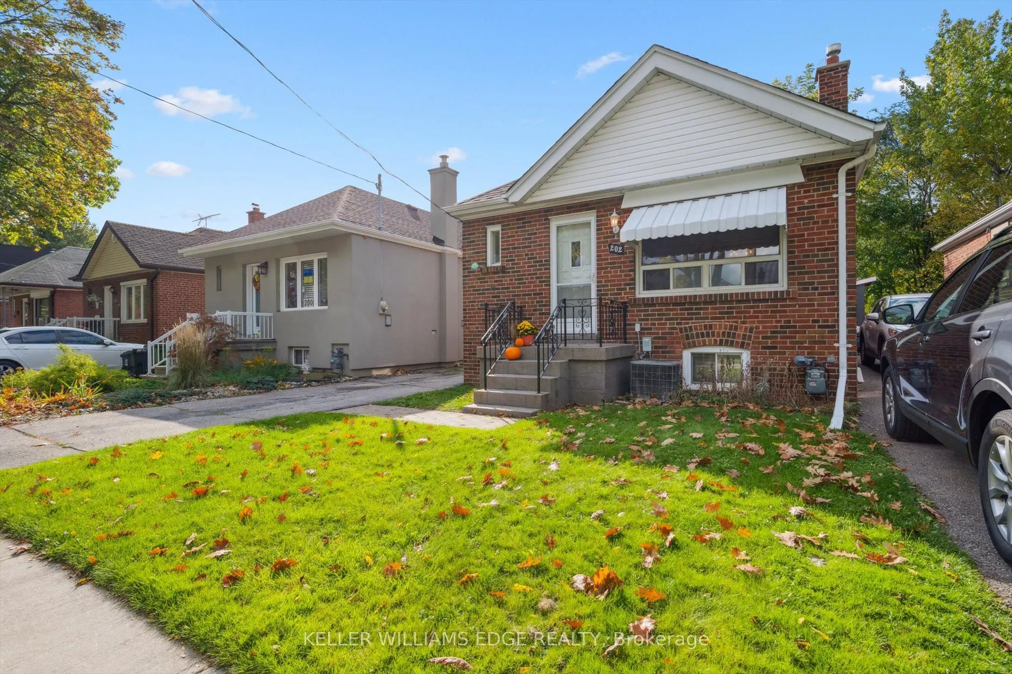 202 Alderbrae Avenue