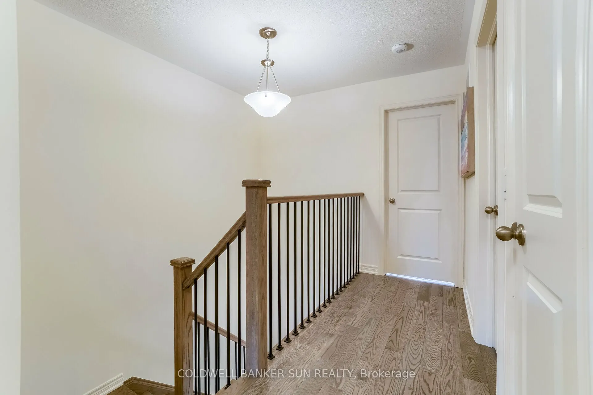 28 Benhurst Crescent