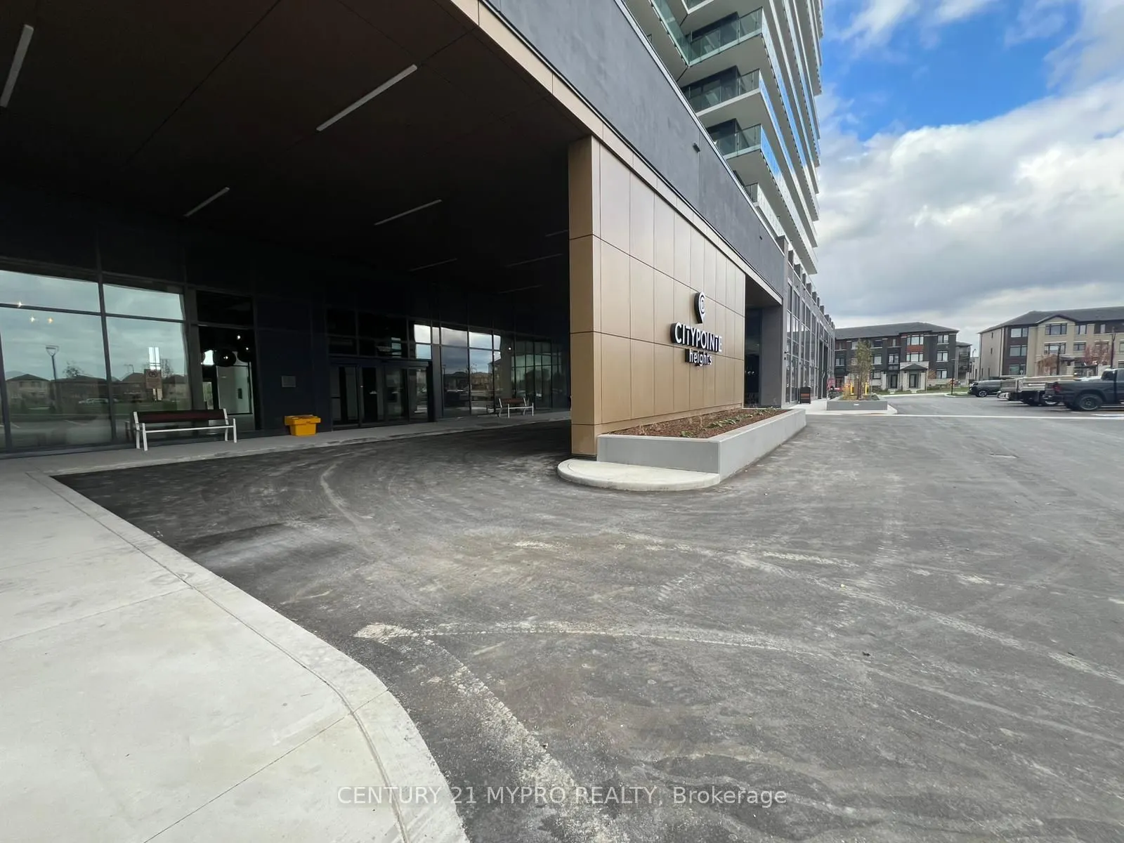 15 Skyridge Drive, #325