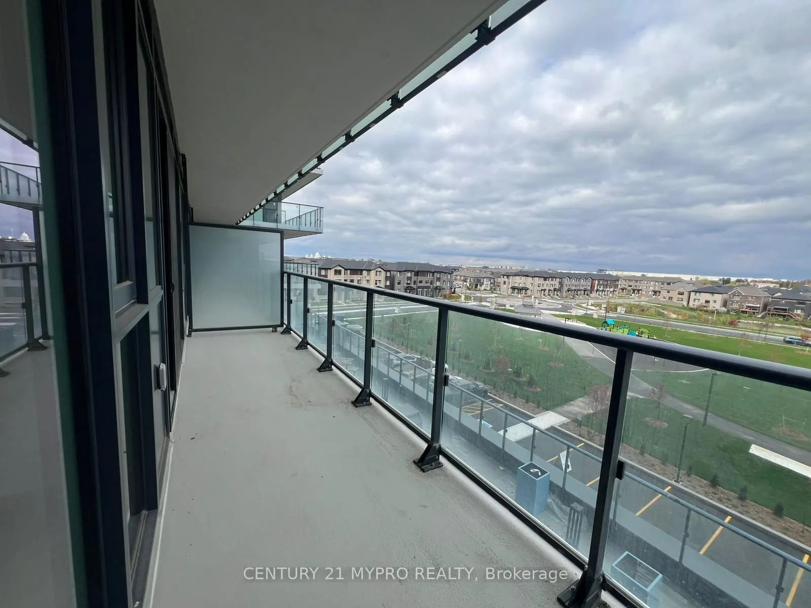 15 Skyridge Drive, #325