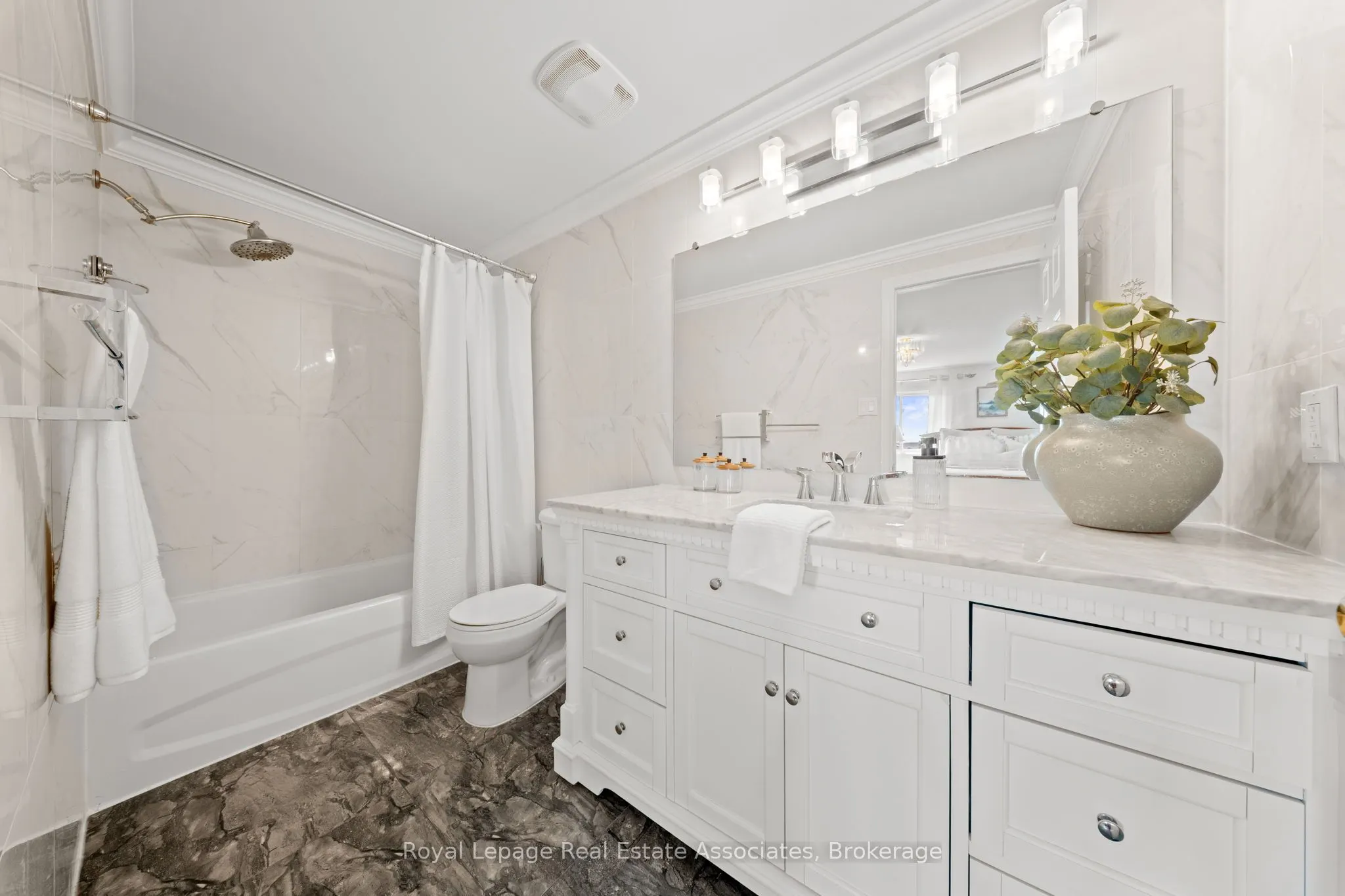4605 Donegal Drive, #7