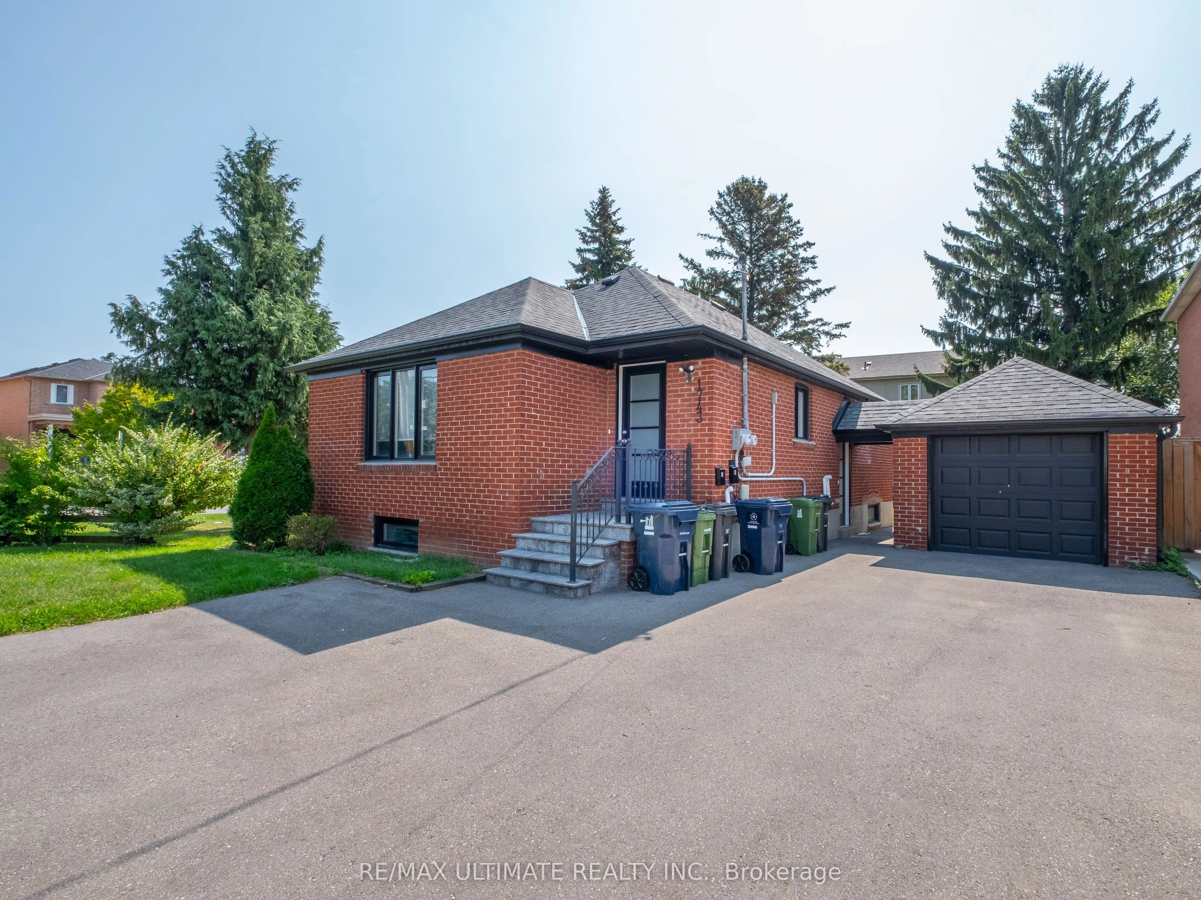 1743 Lawrence Avenue W, #Suite 1