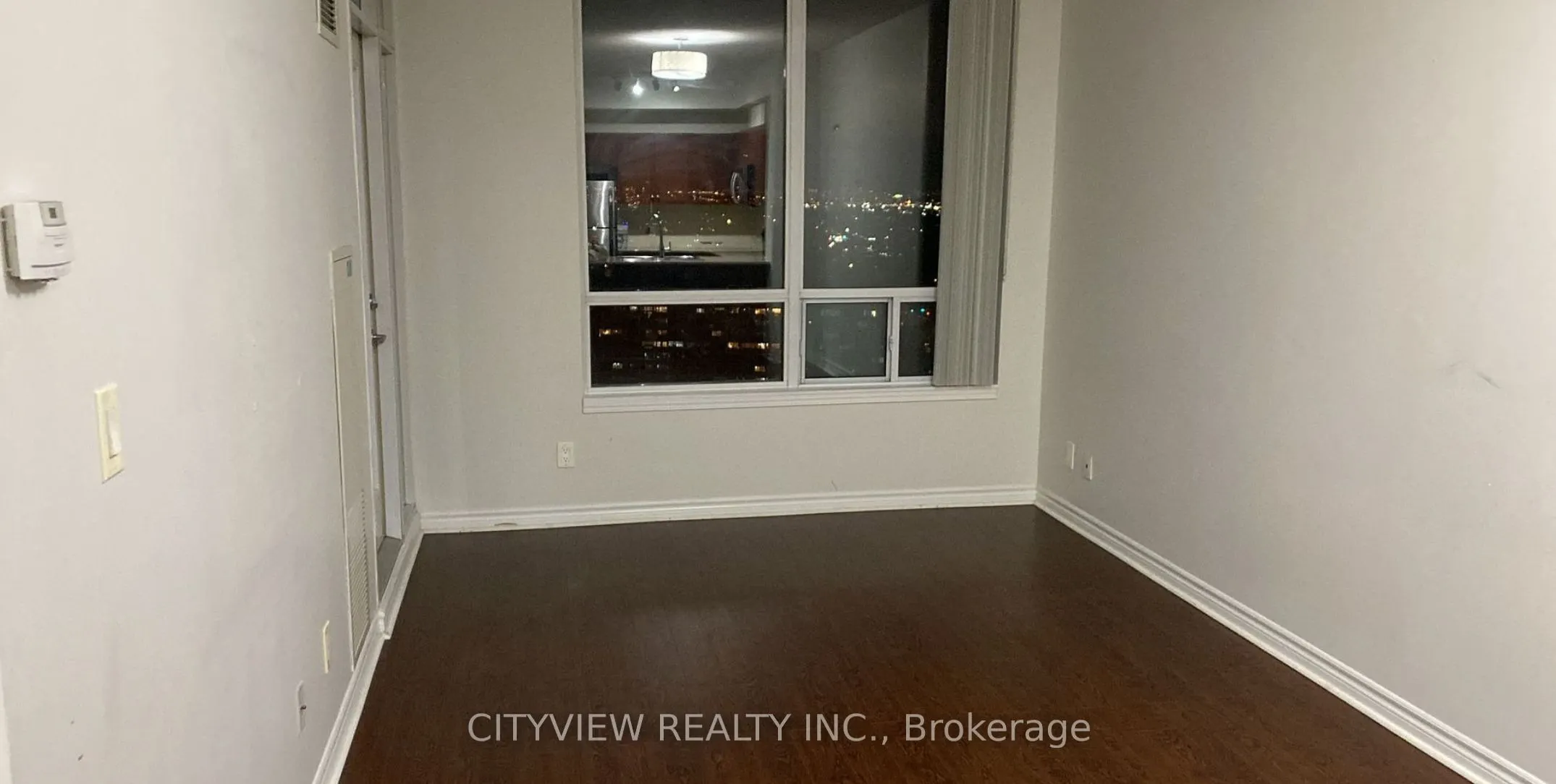3504 Hurontario Street, #2711