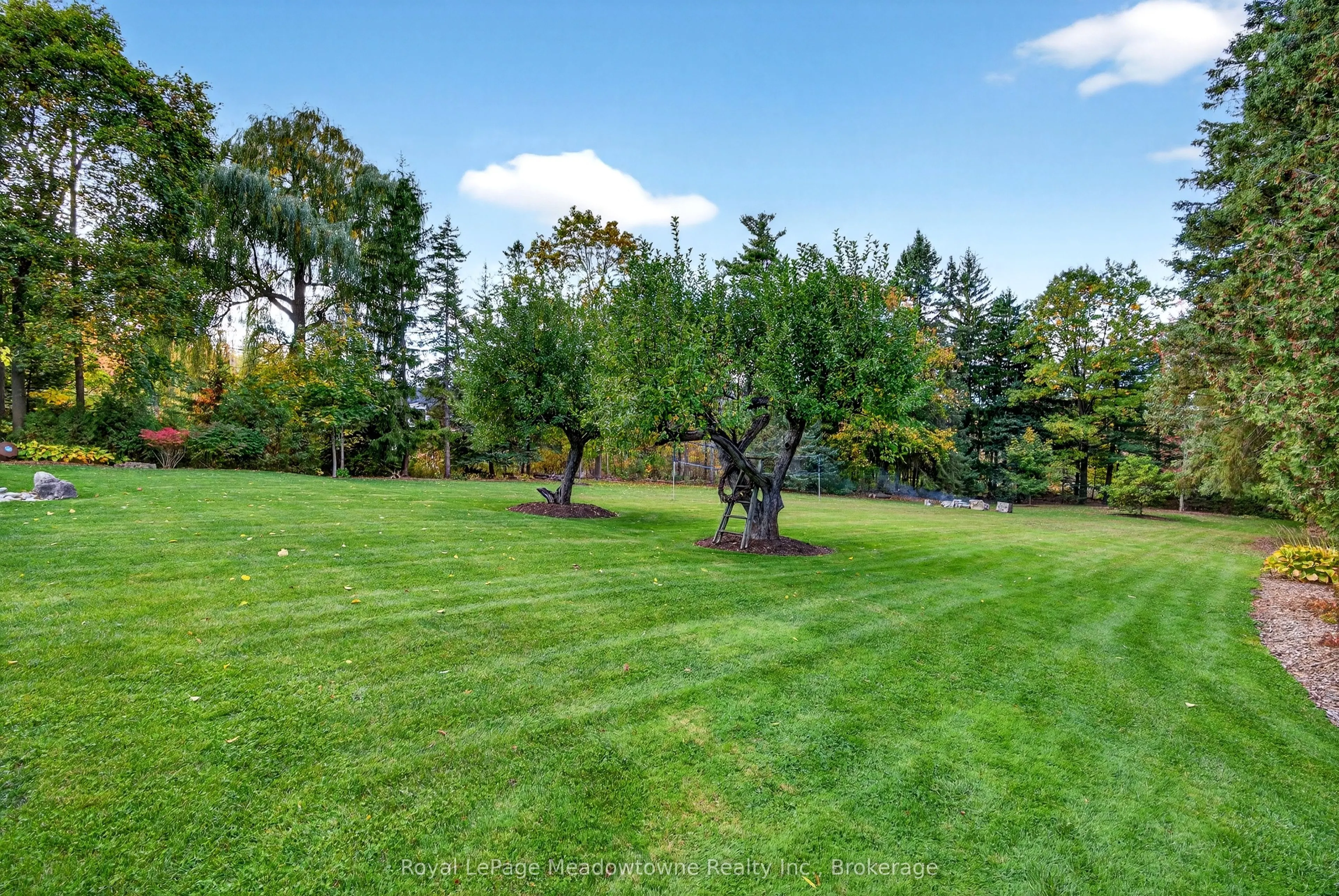 8495 Appleby Line