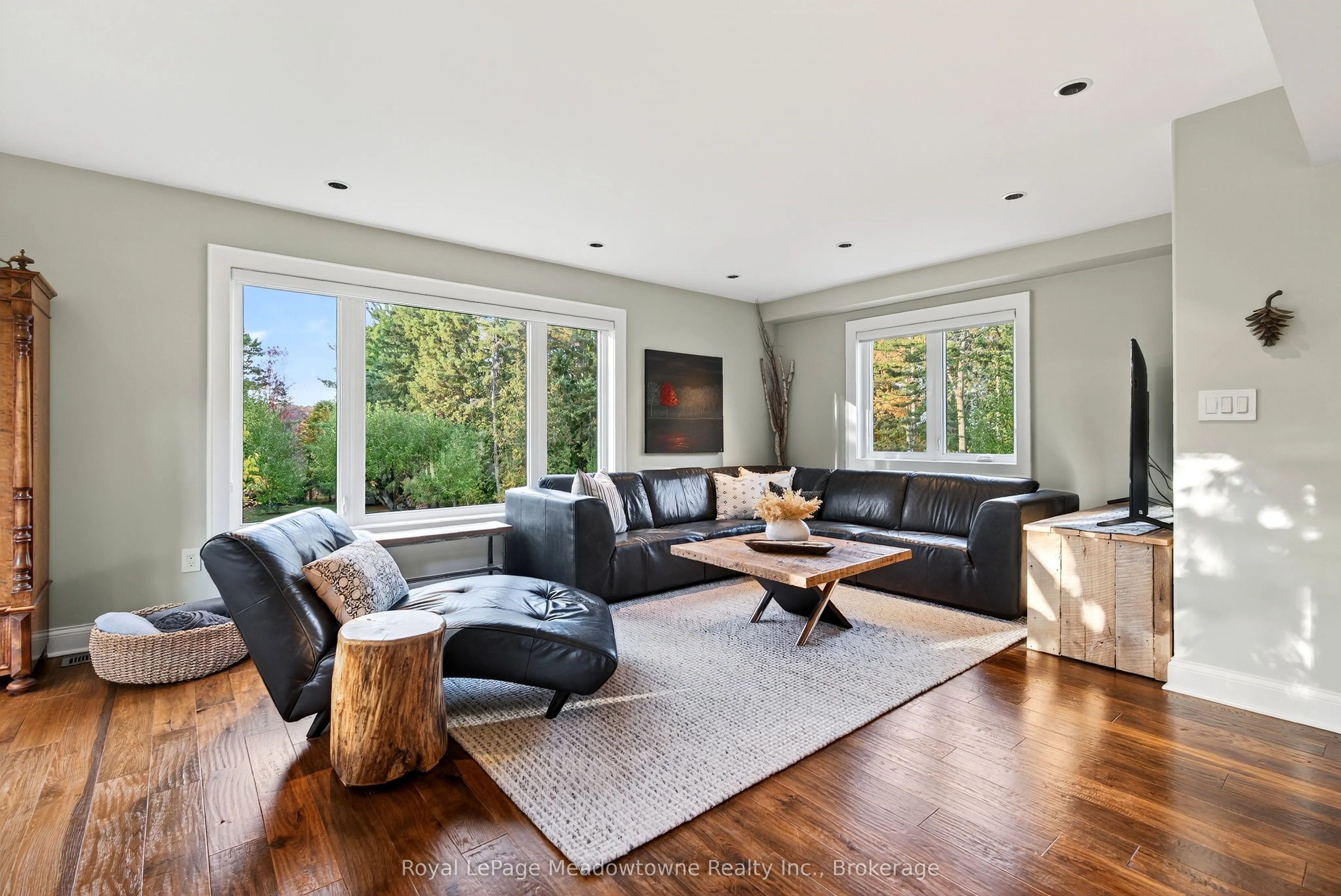 8495 Appleby Line