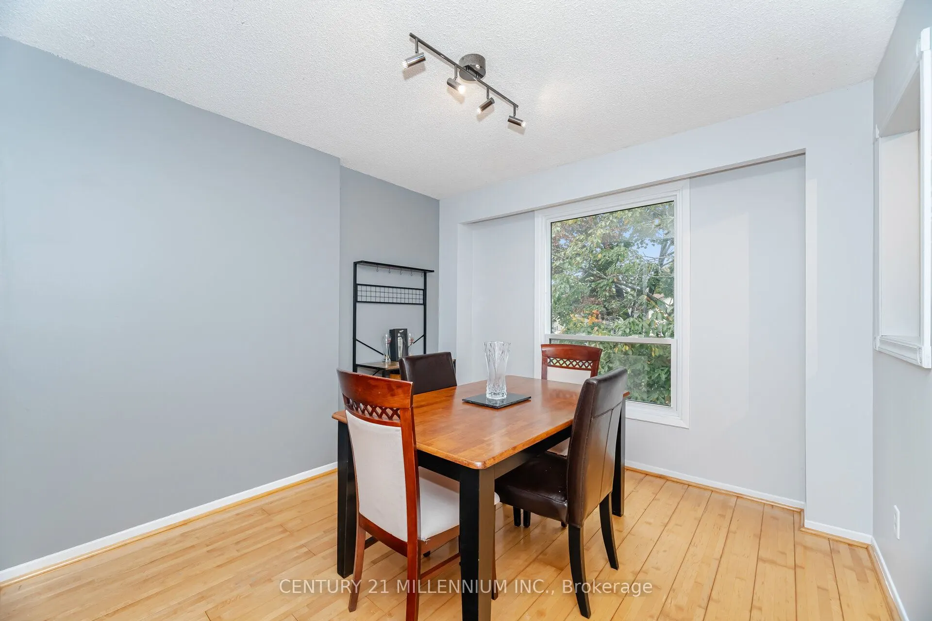 26 Sprucedale Court