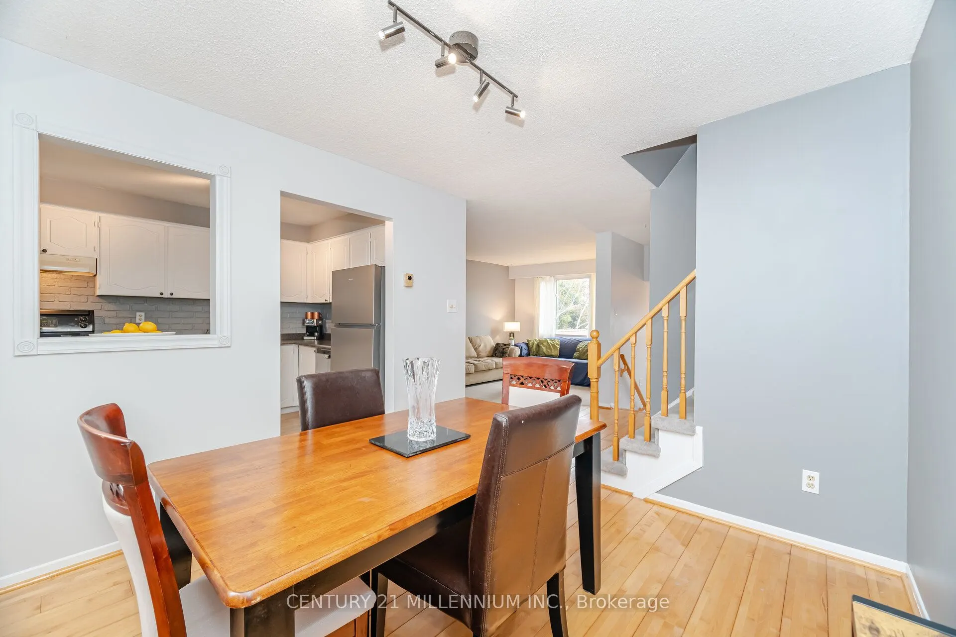 26 Sprucedale Court