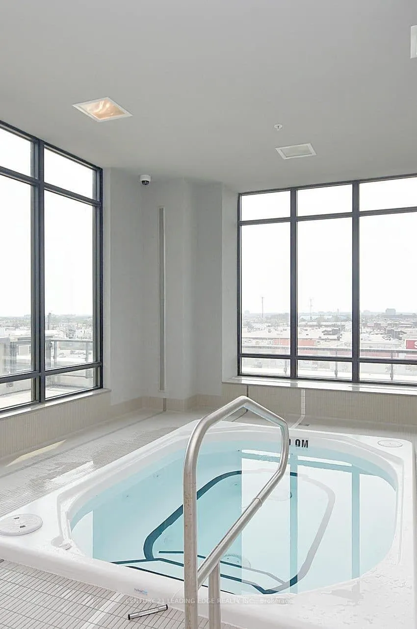 3975 Grand Park Drive, #902