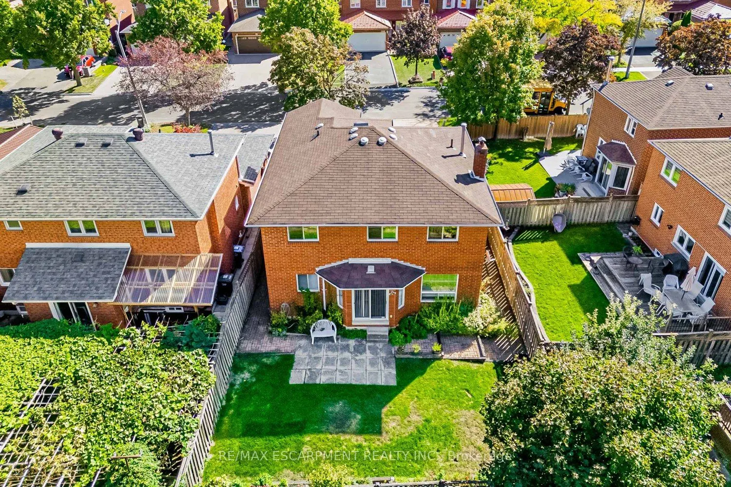 267 MACEDONIA Crescent