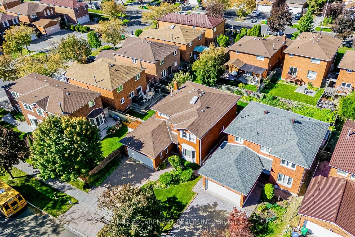 267 MACEDONIA Crescent