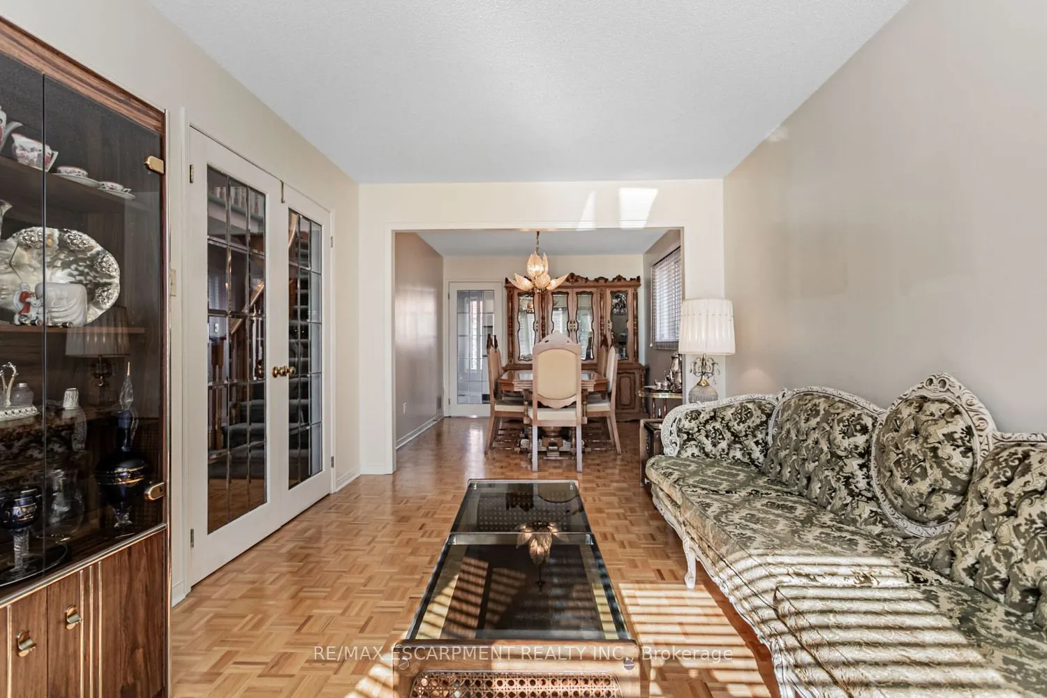 267 MACEDONIA Crescent