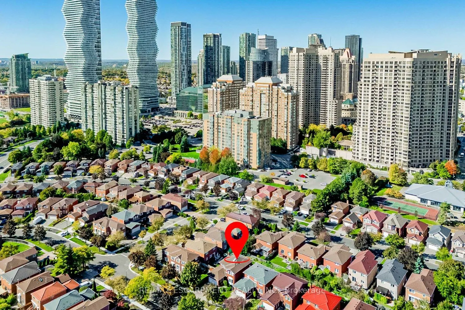 267 MACEDONIA Crescent