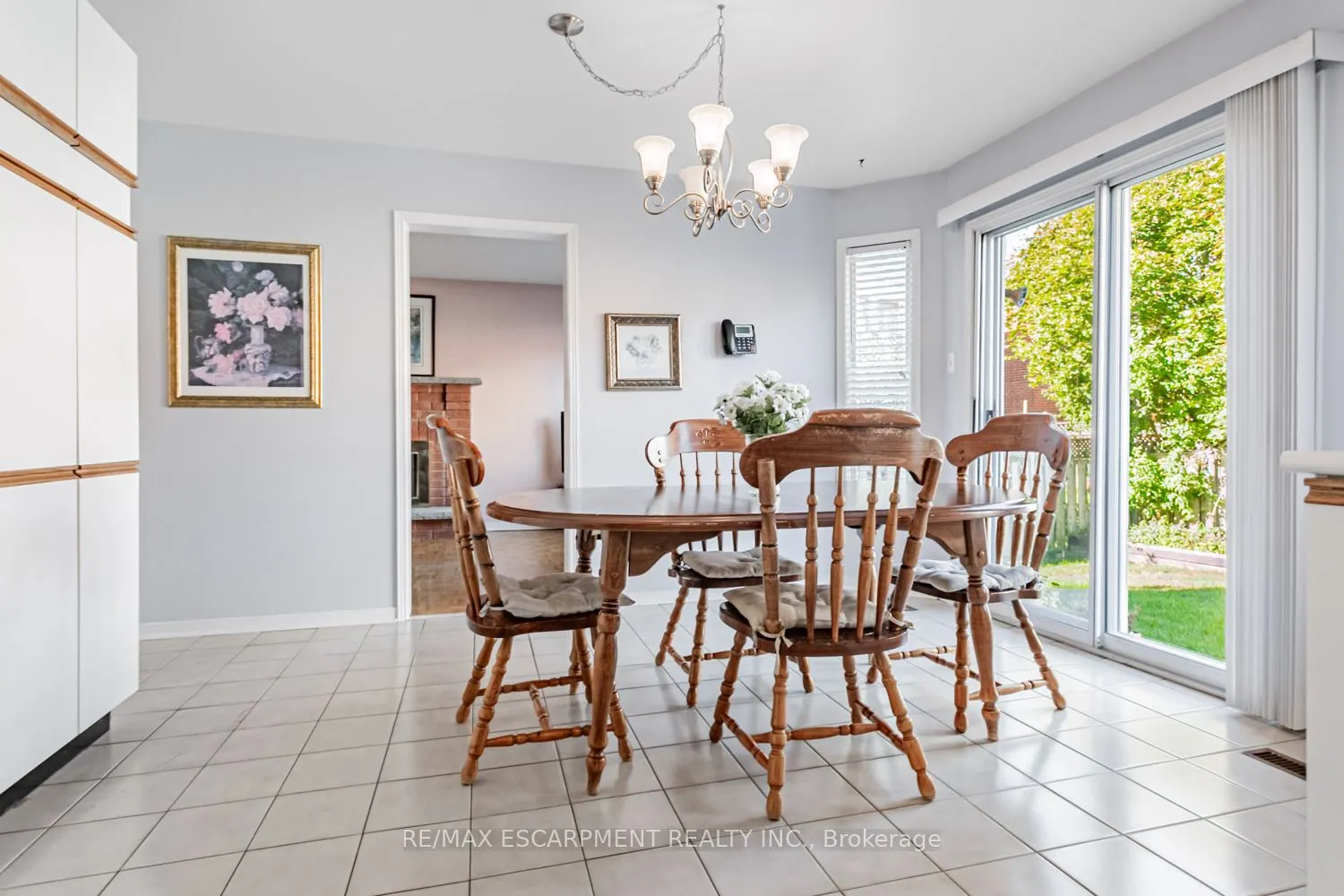 267 MACEDONIA Crescent