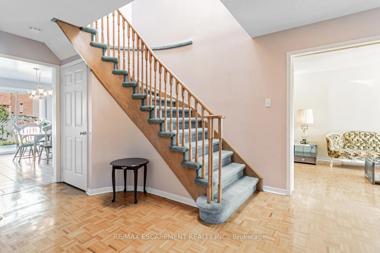 267 MACEDONIA Crescent