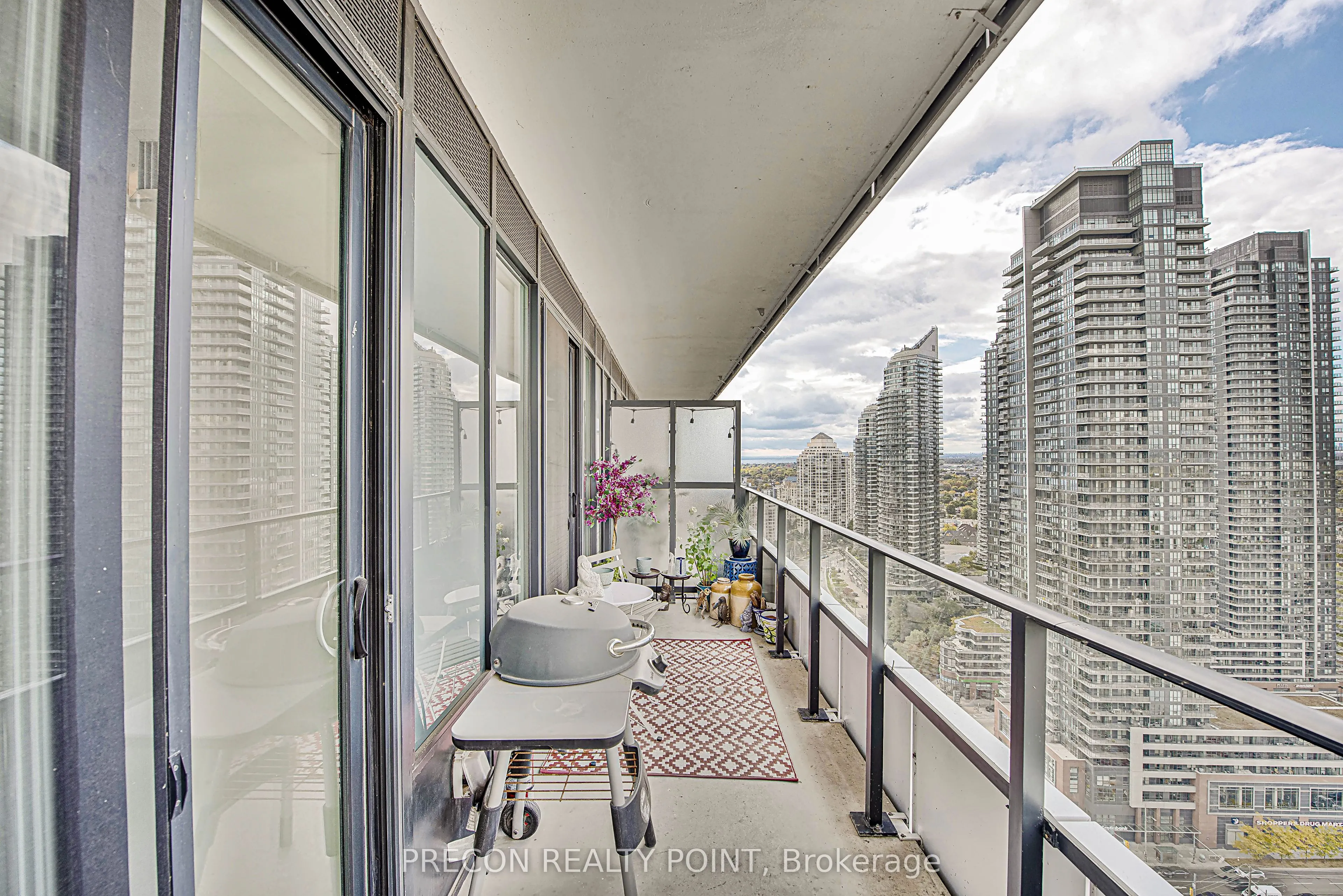 30 Shore Breeze Drive E, #2512
