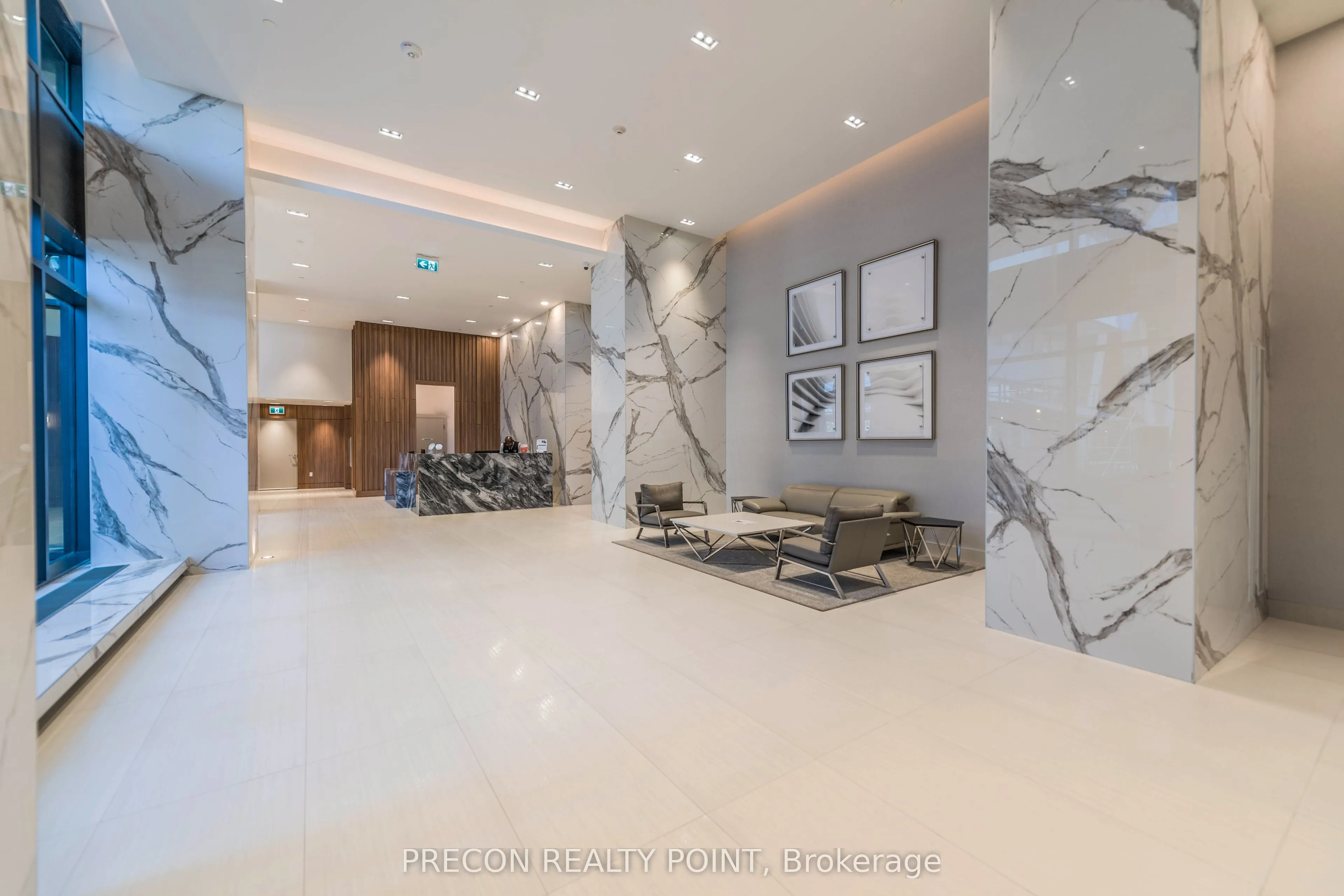 30 Shore Breeze Drive E, #2512