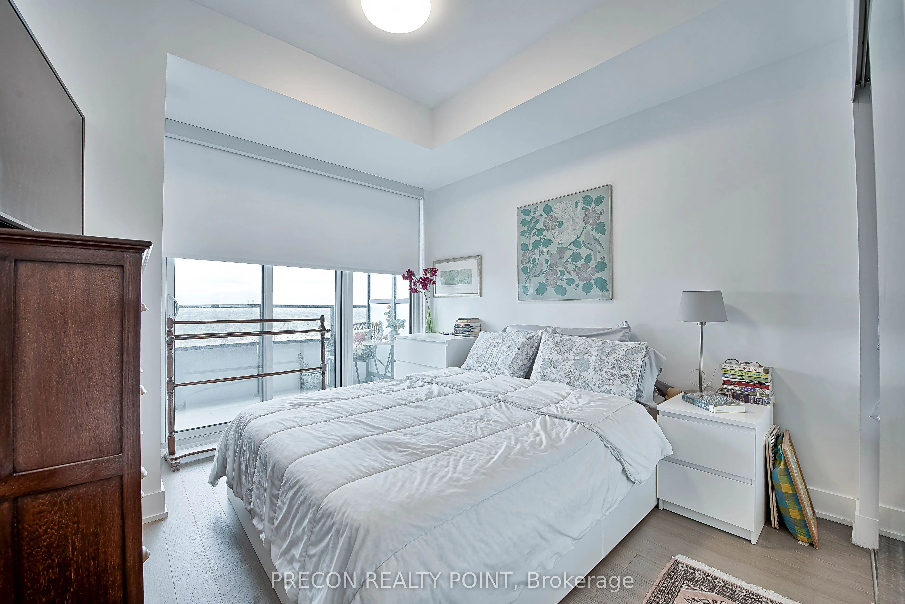 30 Shore Breeze Drive E, #2512