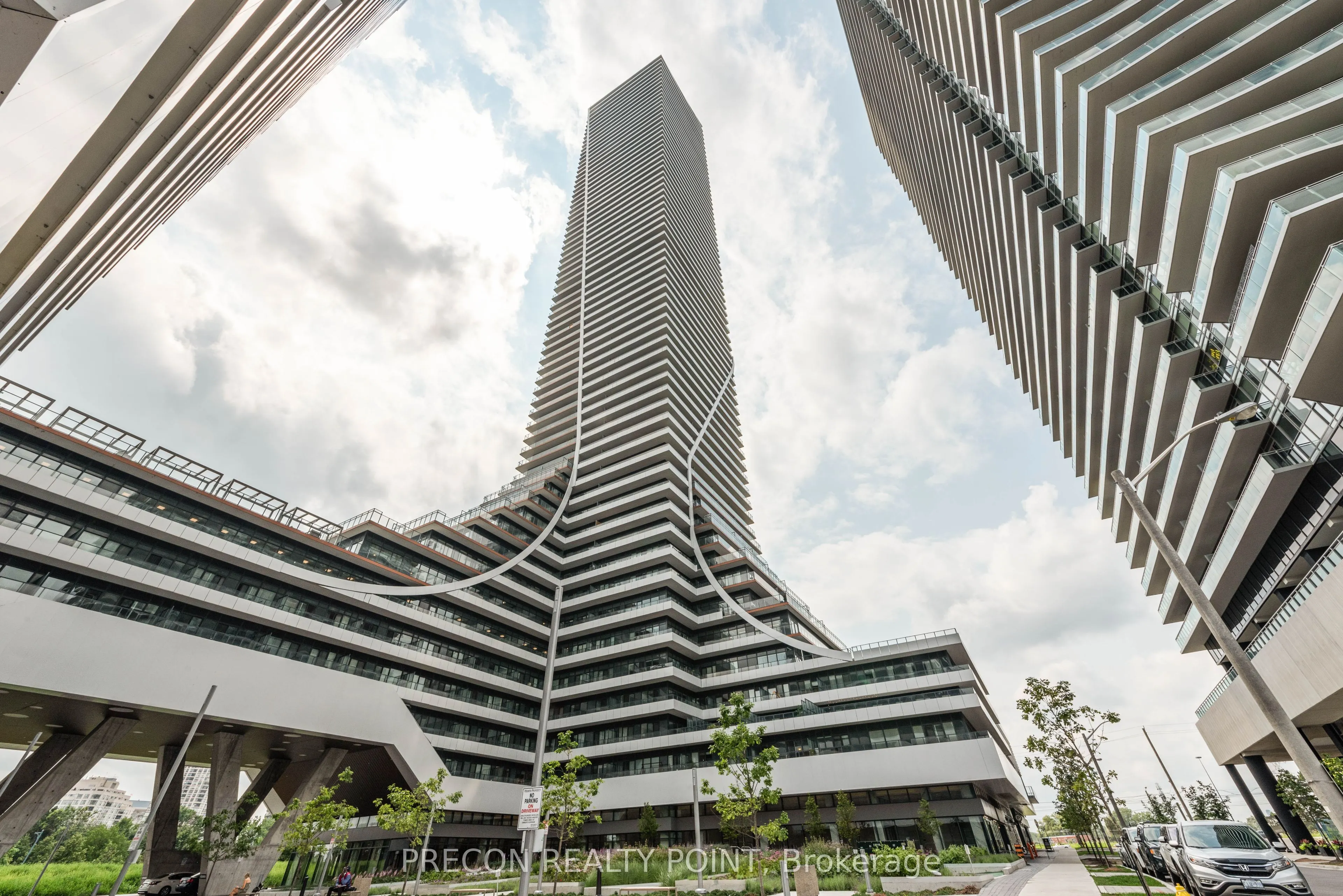 30 Shore Breeze Drive E, #2512