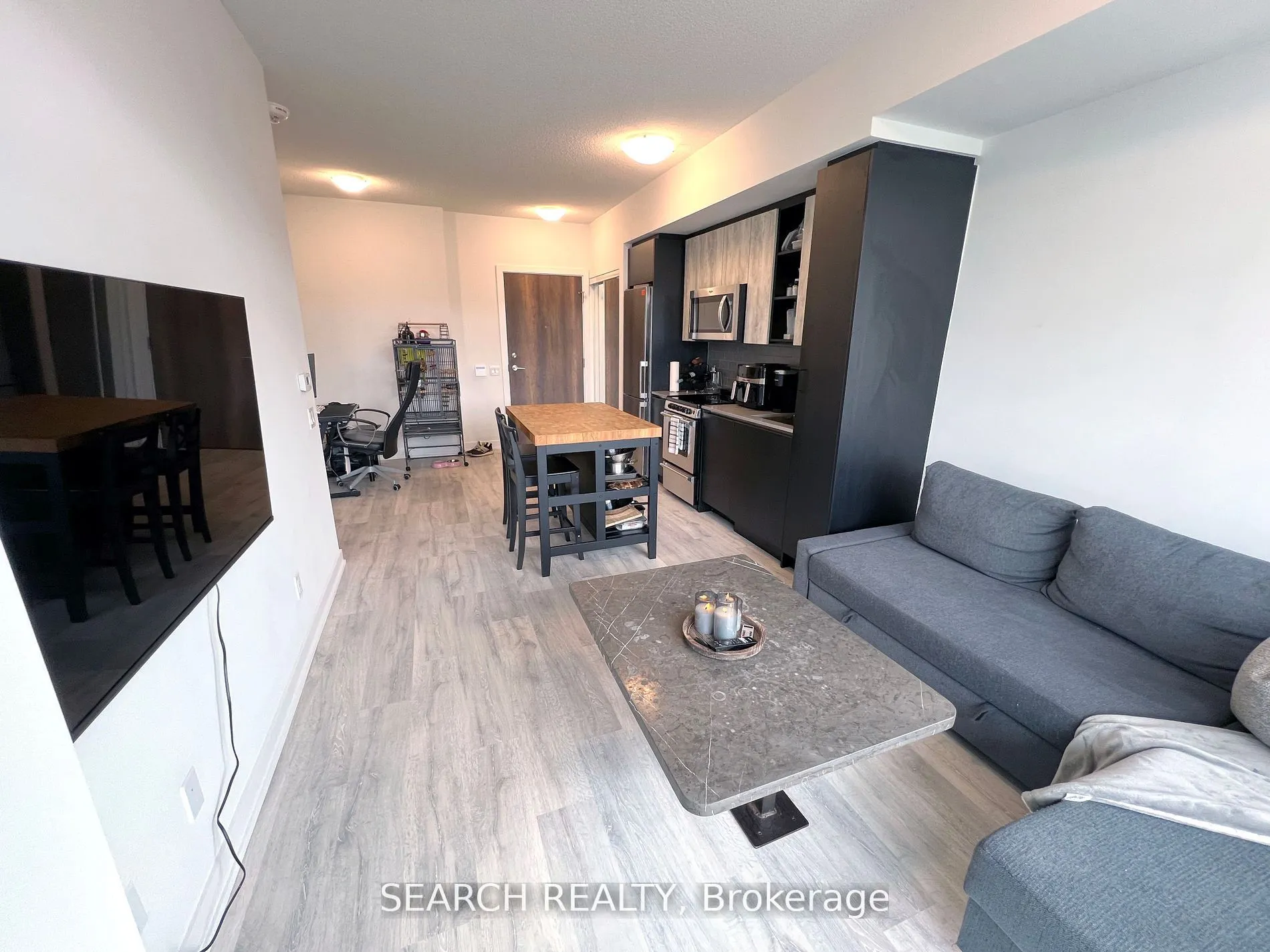 251 Manitoba Street, #1211