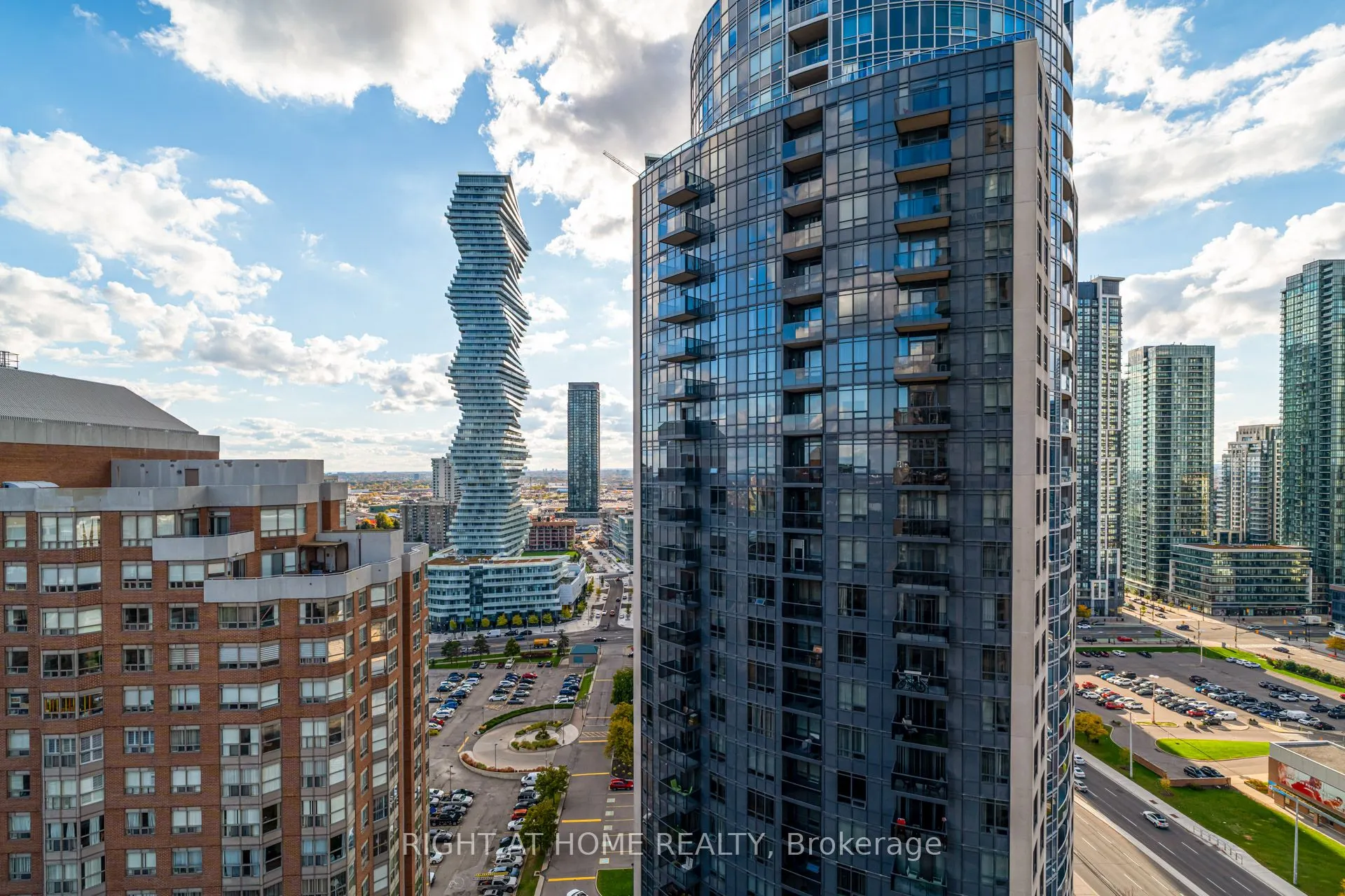 310 Burnhamthorpe Road W, #2412