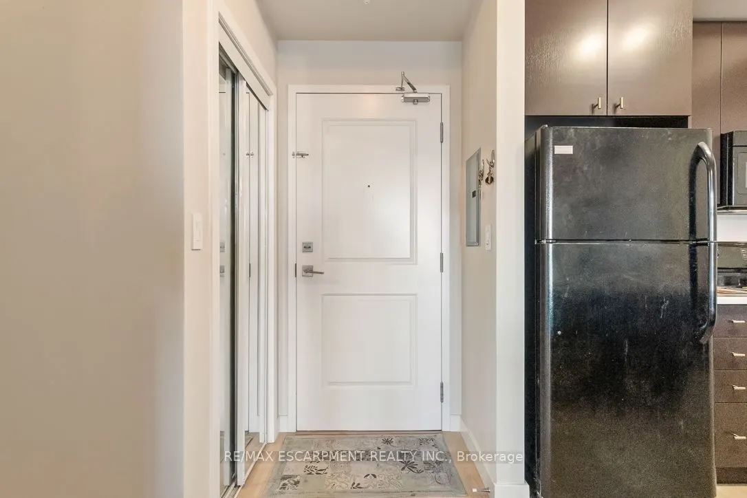 5020 Corporate Drive, #302