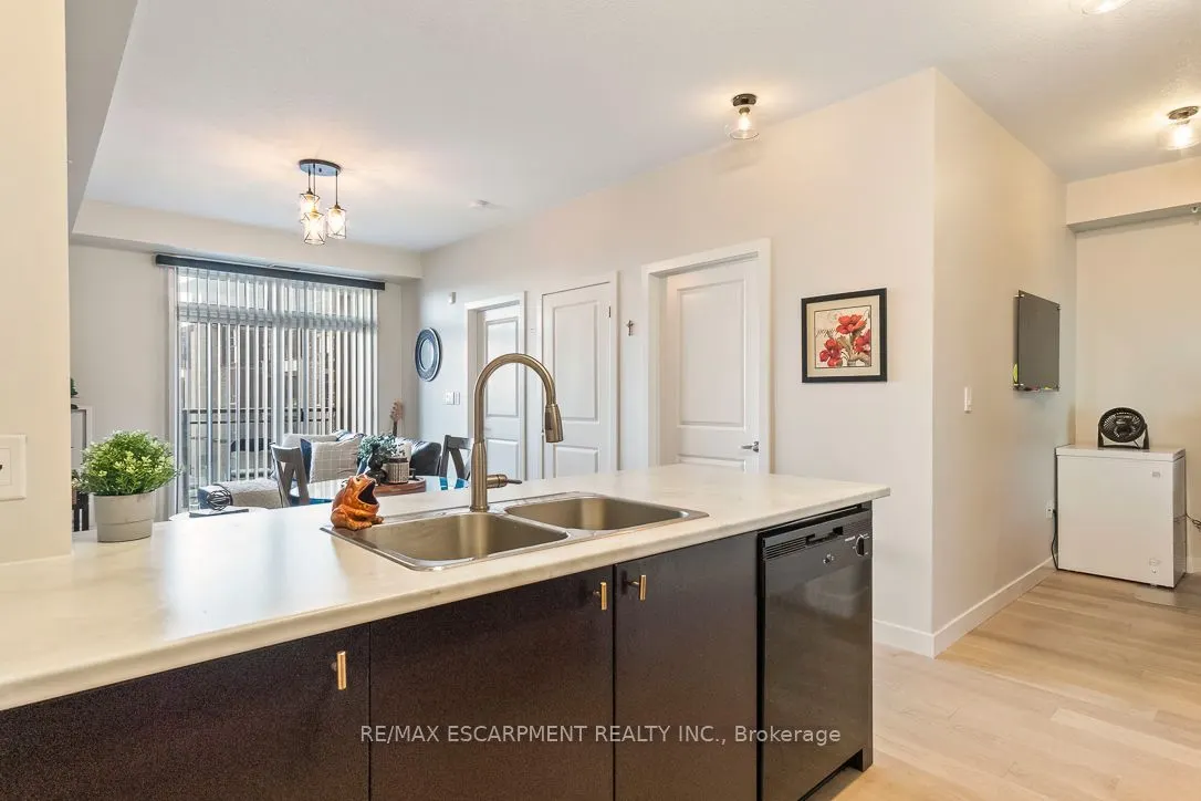 5020 Corporate Drive, #302