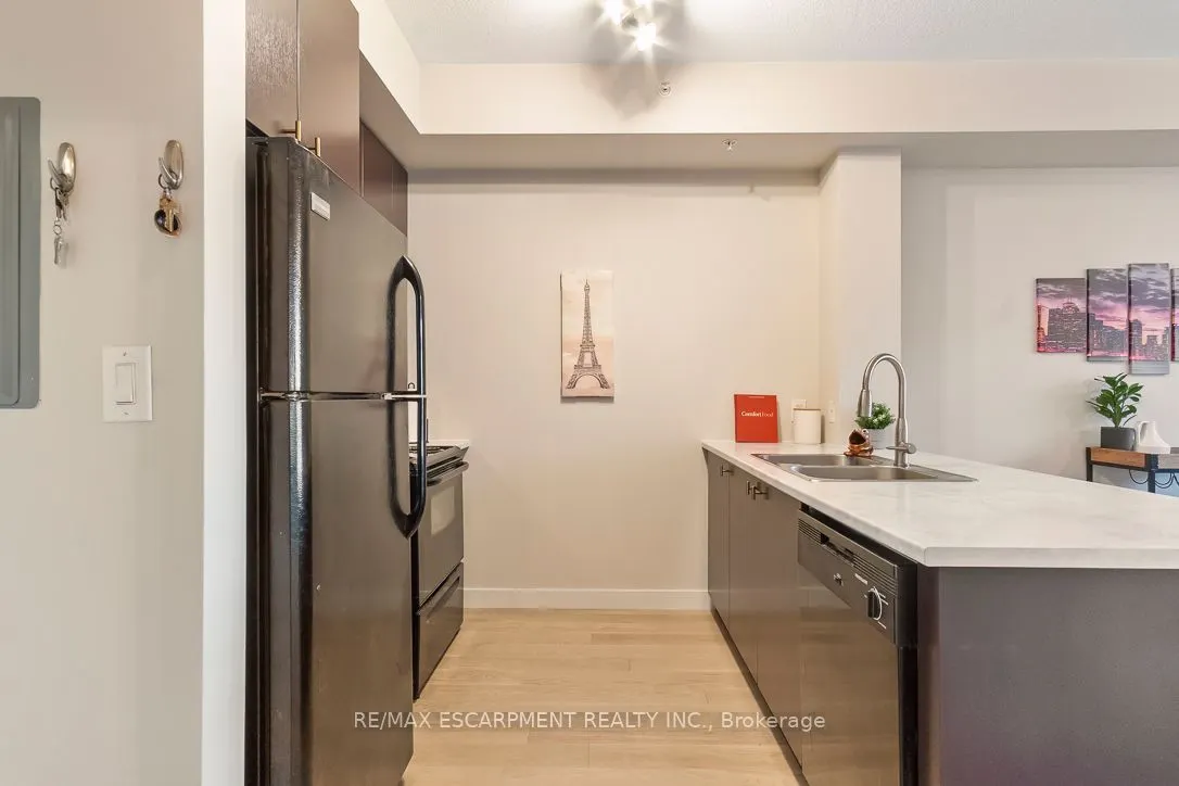 5020 Corporate Drive, #302