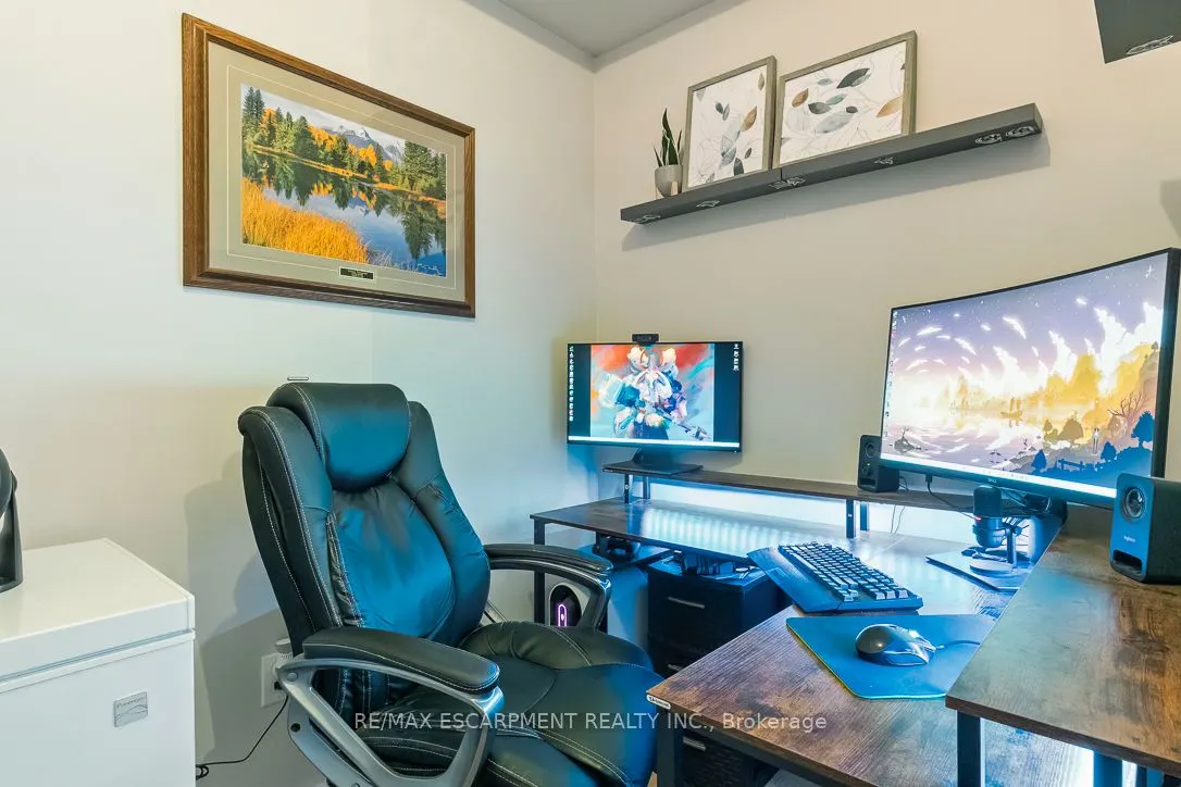 5020 Corporate Drive, #302