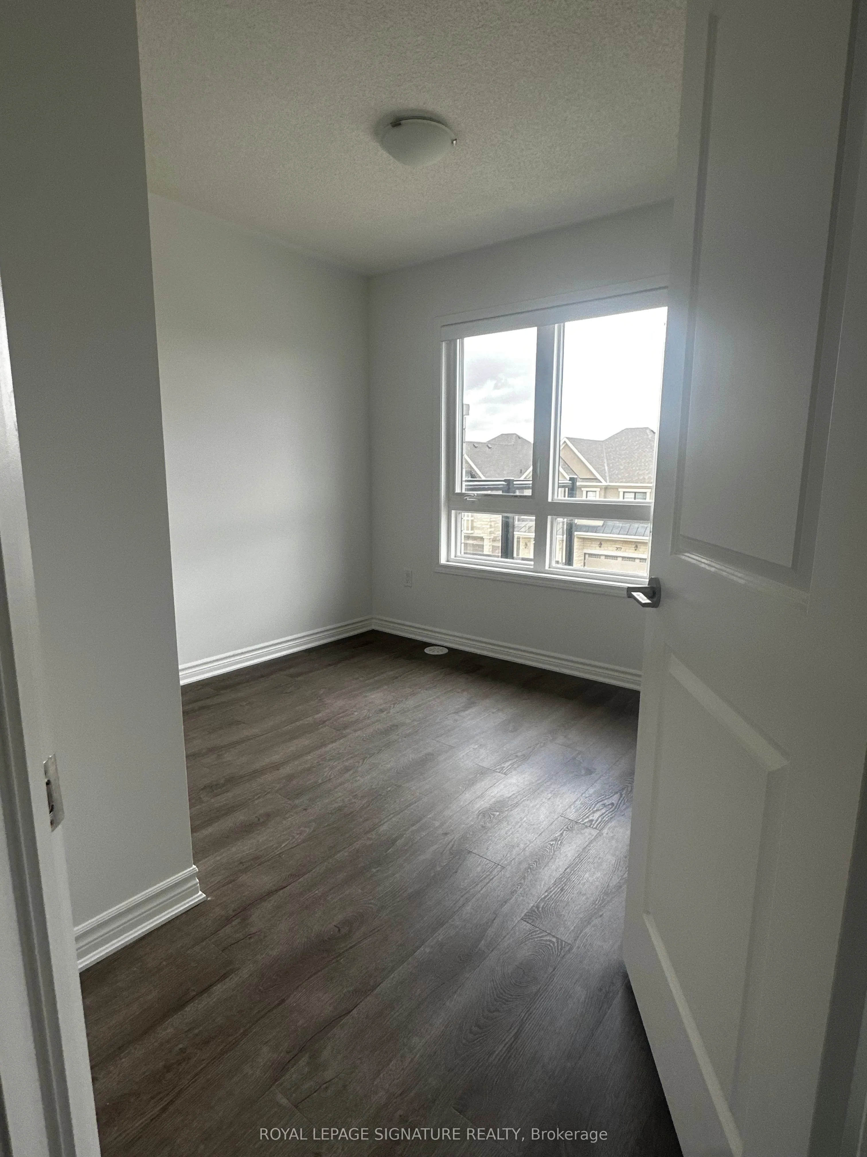 1259 Lily Crescent, #22