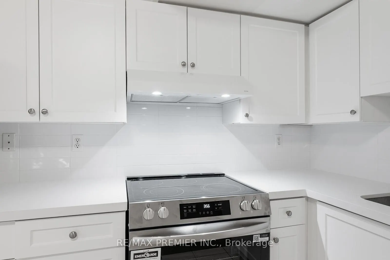 26 Algarve Crescent, #Basement