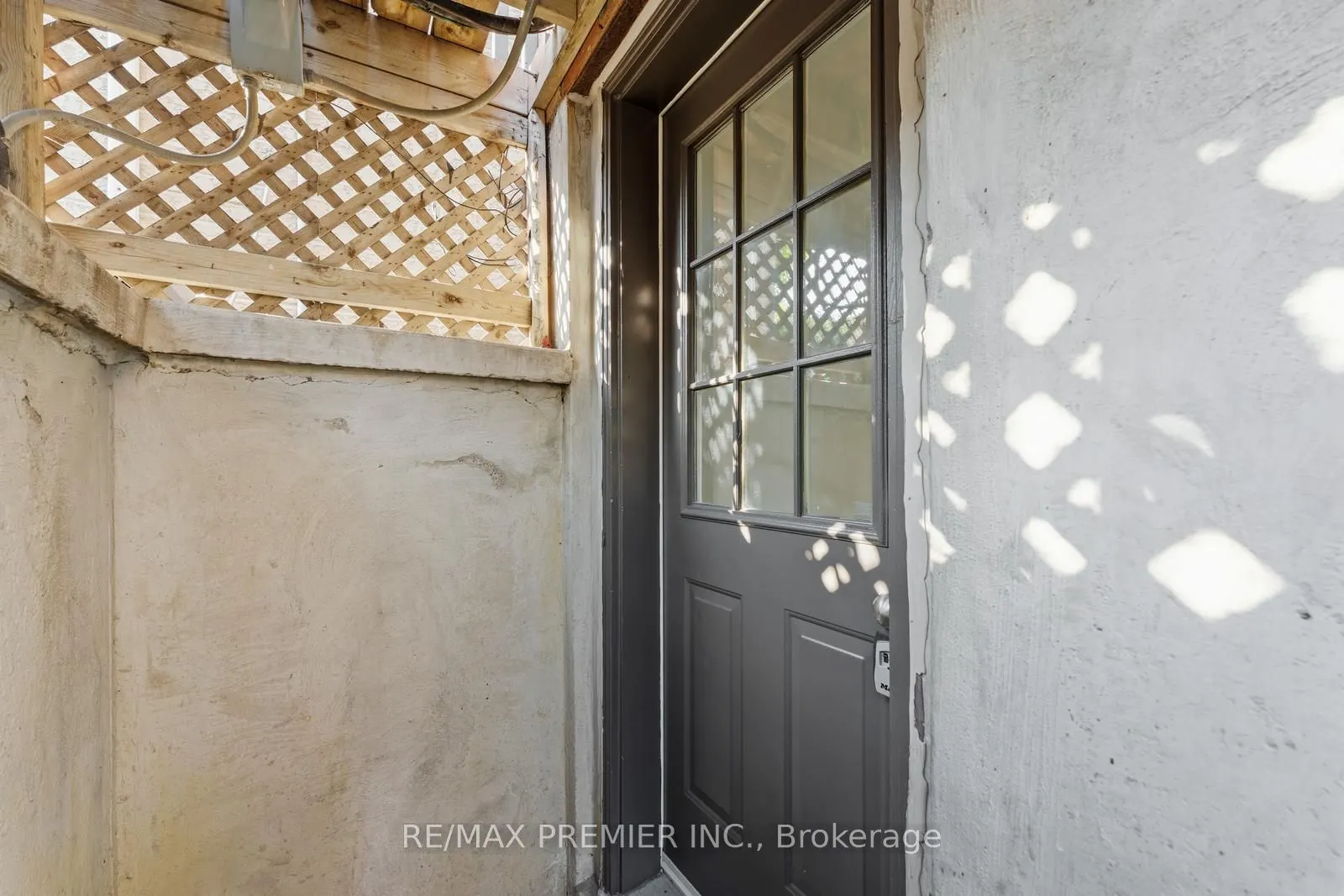 26 Algarve Crescent, #Basement