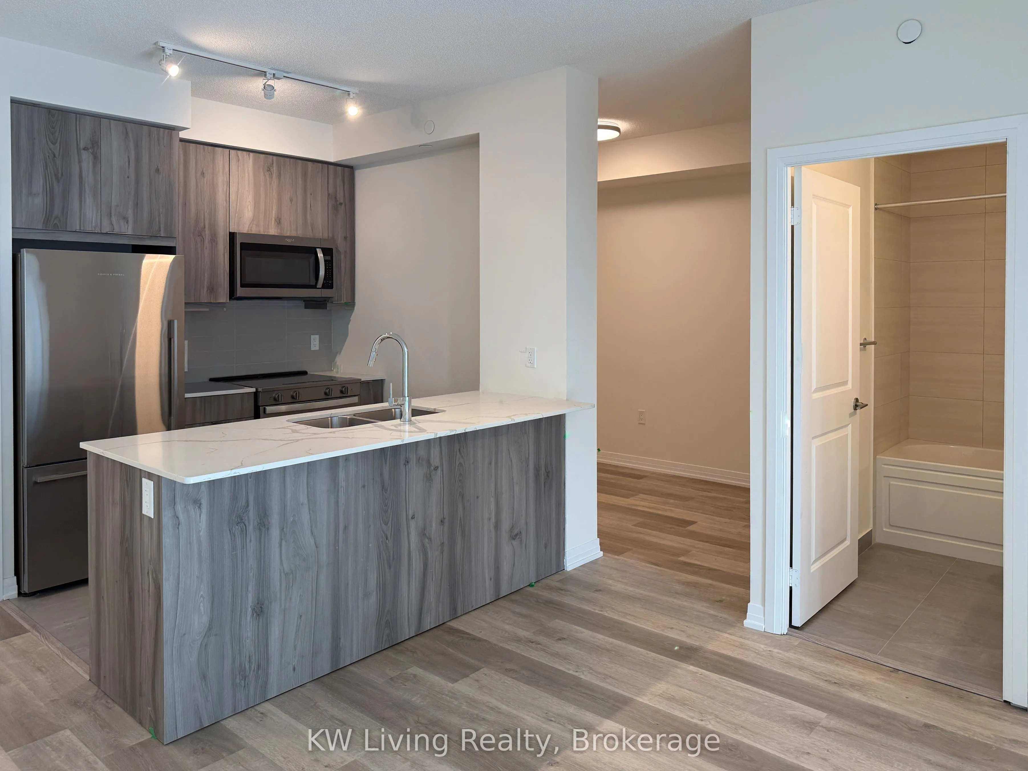 15 Watergarden Drive, #2705