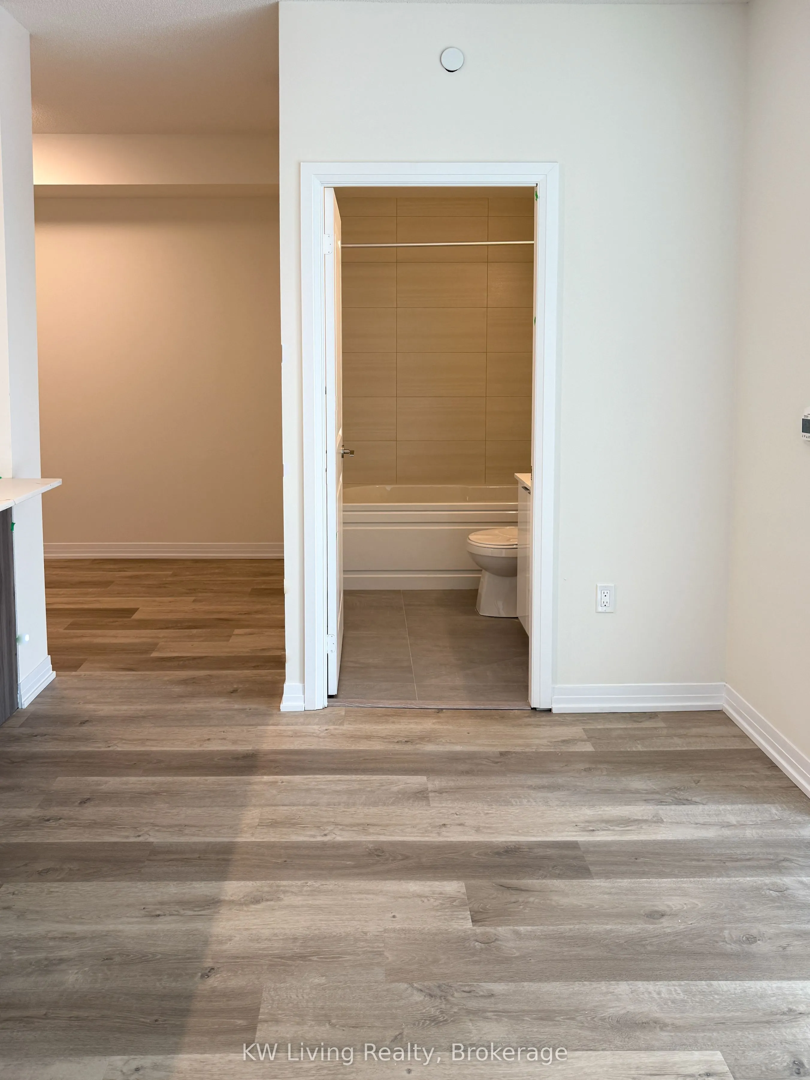 15 Watergarden Drive, #2705
