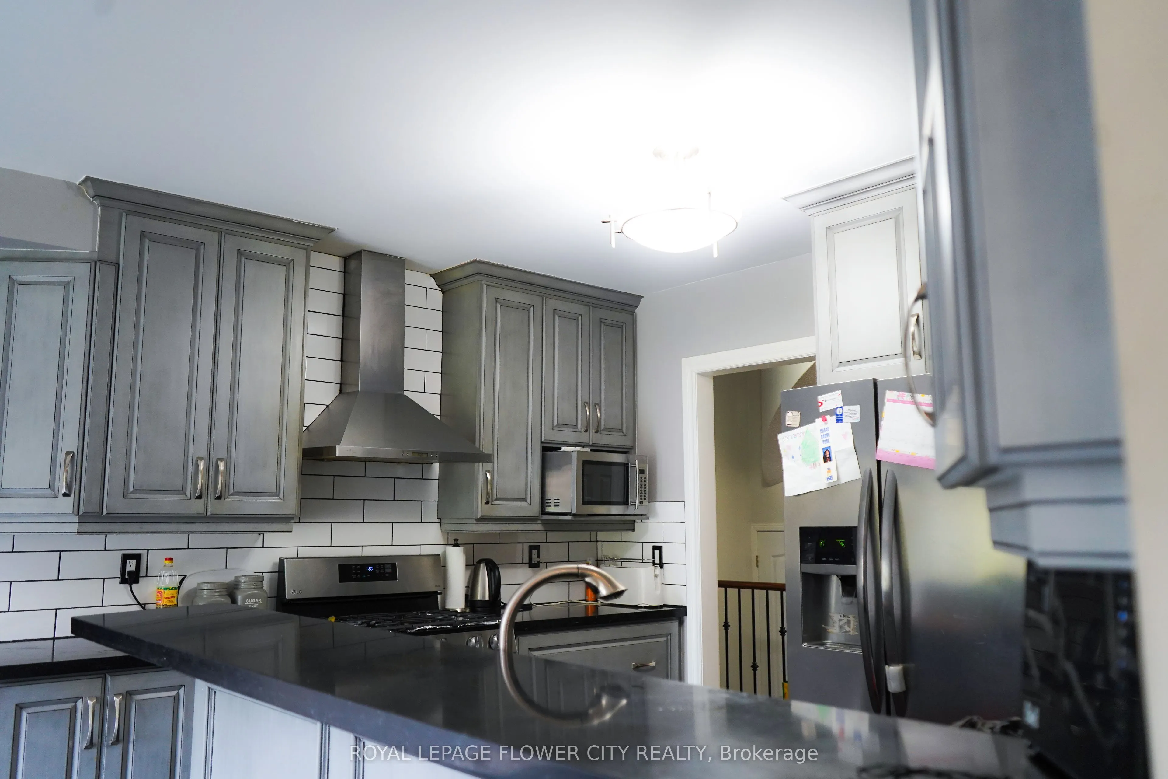 32 Courtsfield Crescent