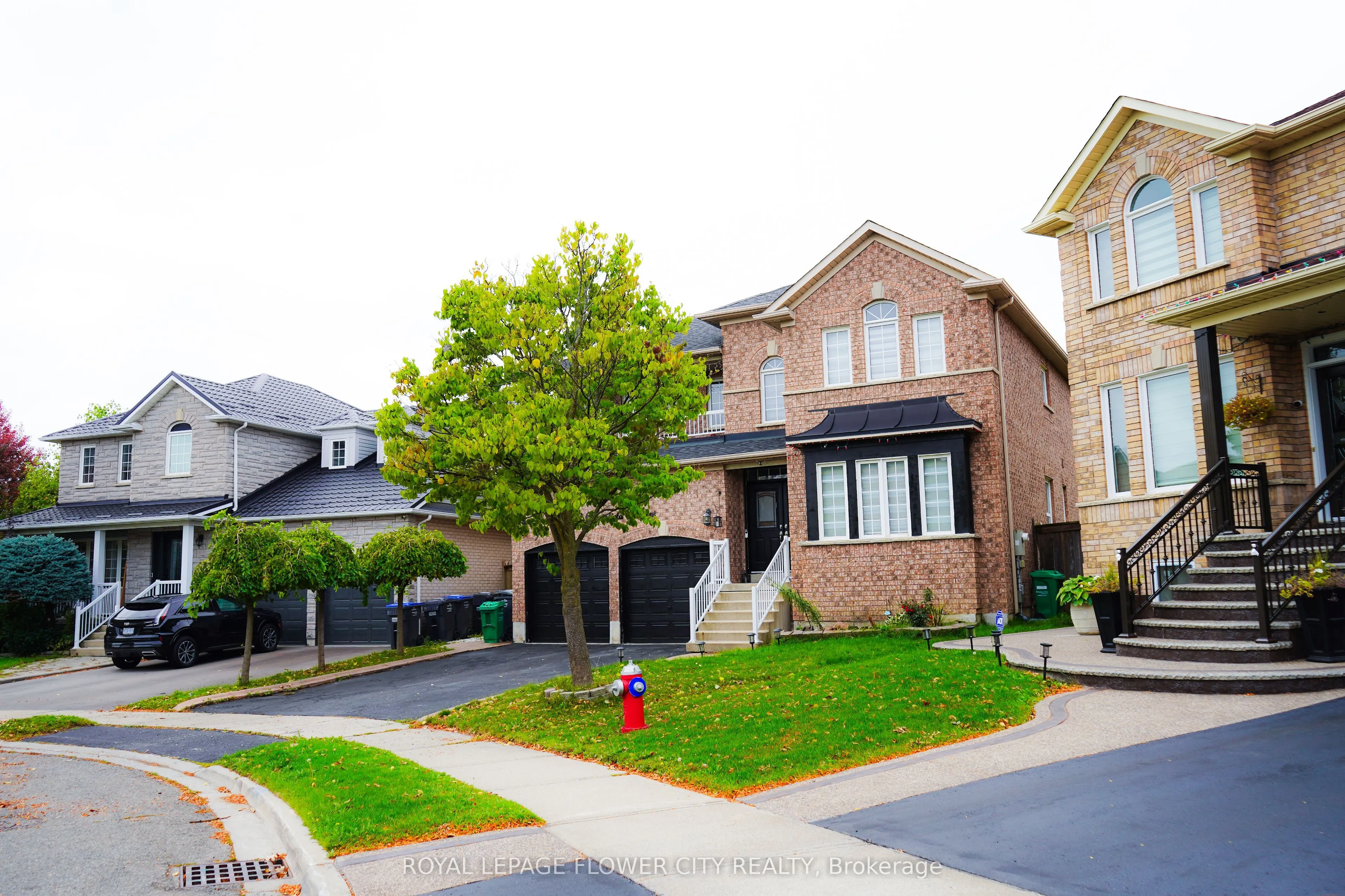 32 Courtsfield Crescent