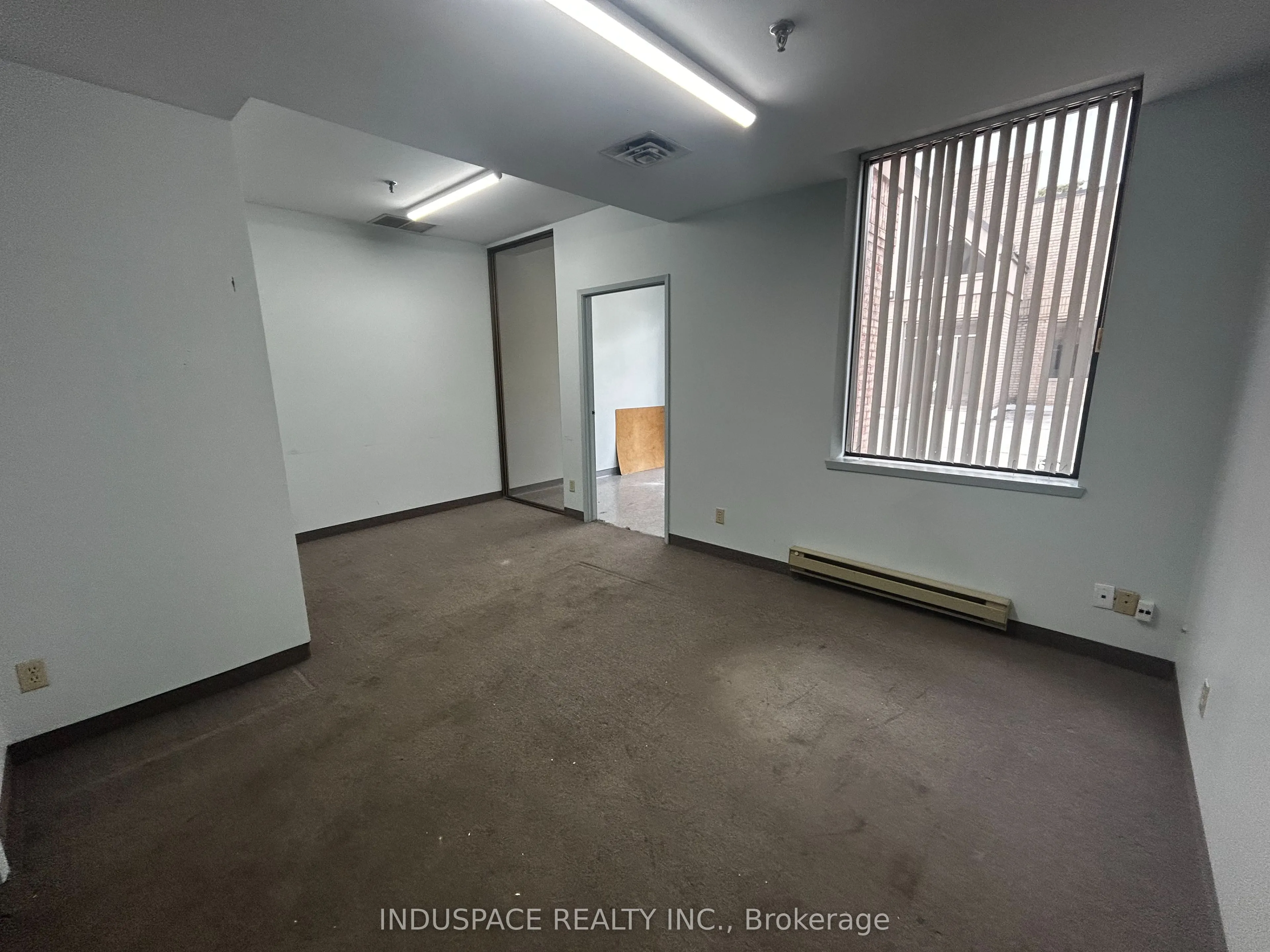 1115 Crestlawn Drive, ## C3
