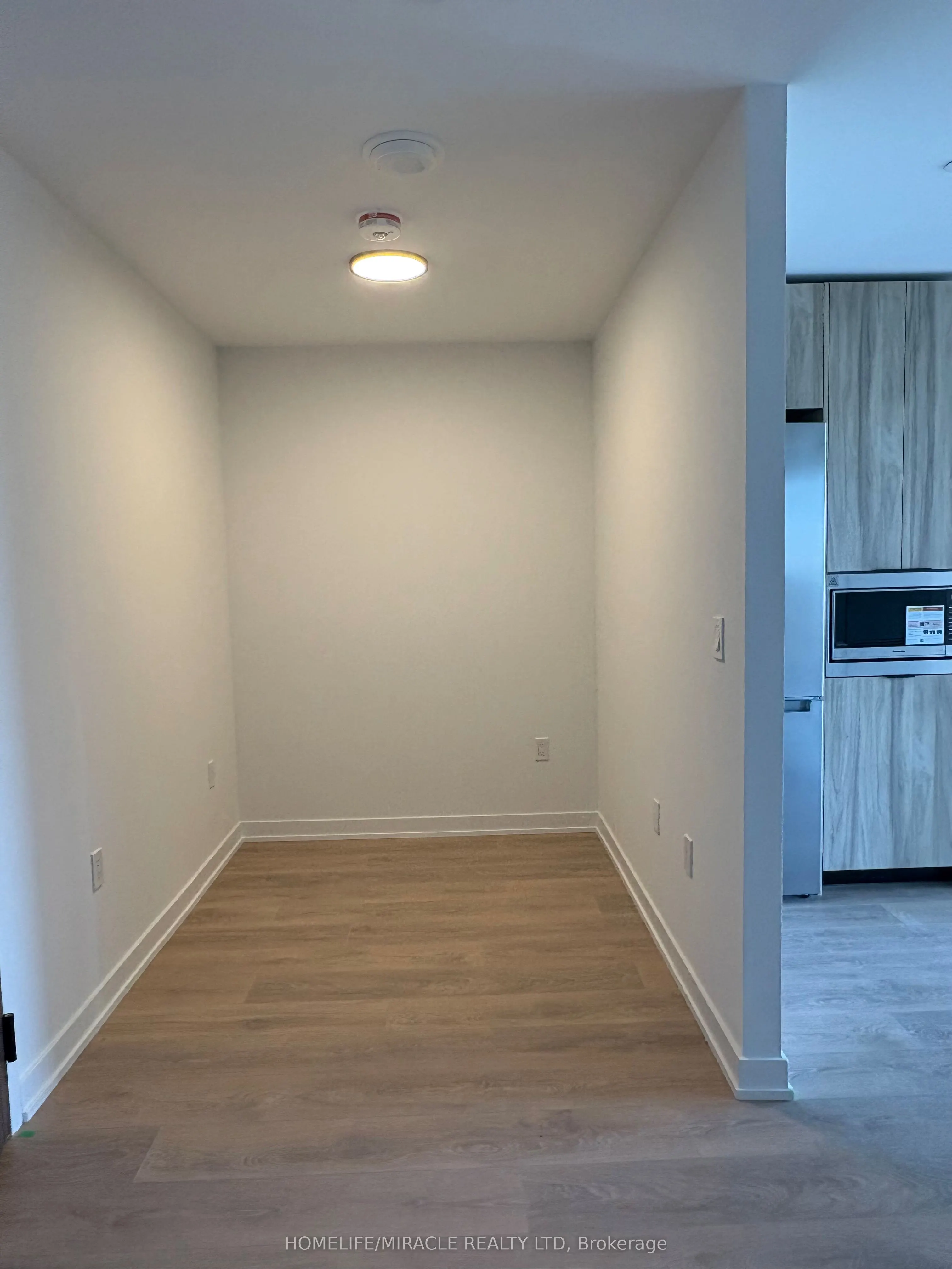 1037 The Queensway, #507