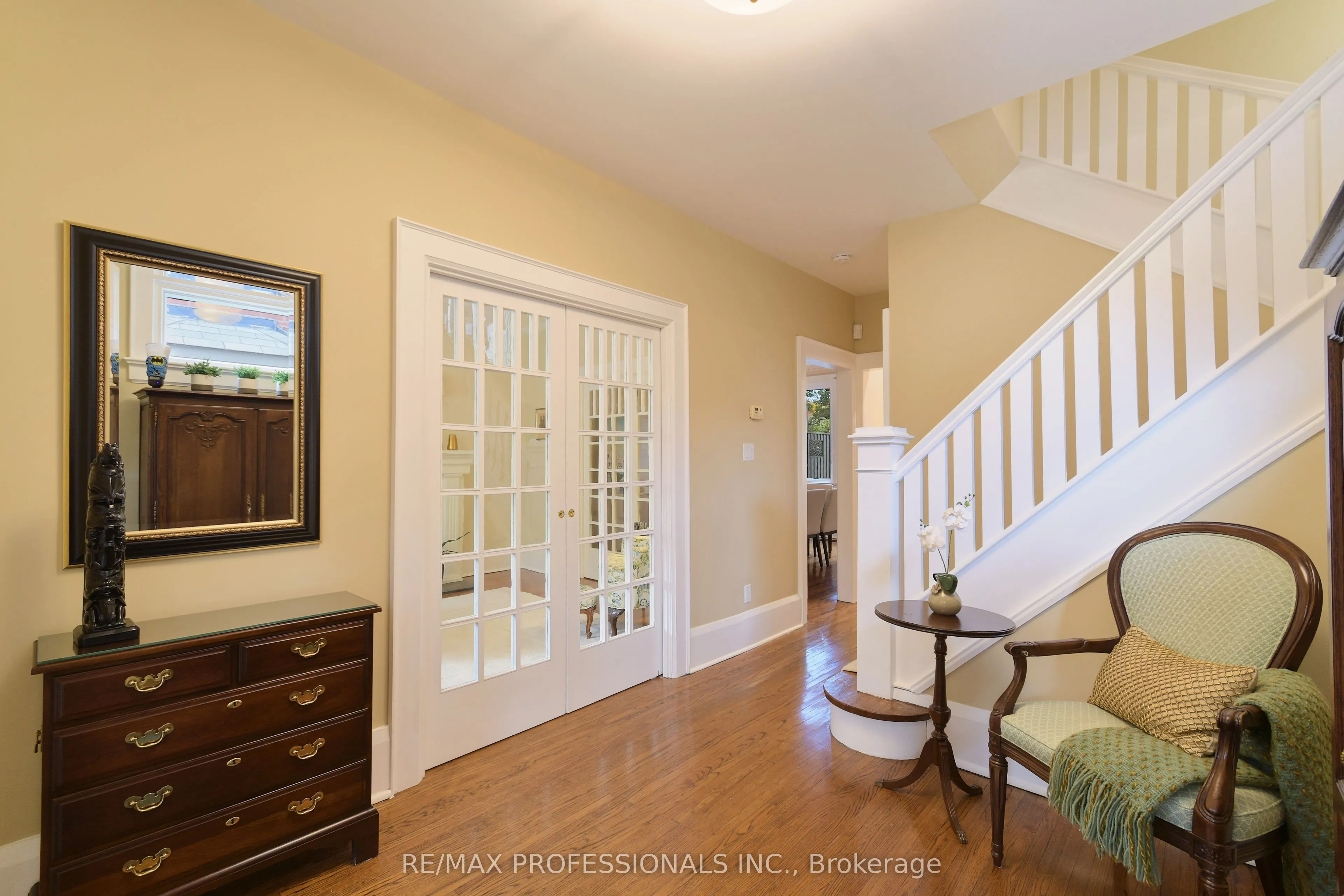 12 Glenwood Avenue