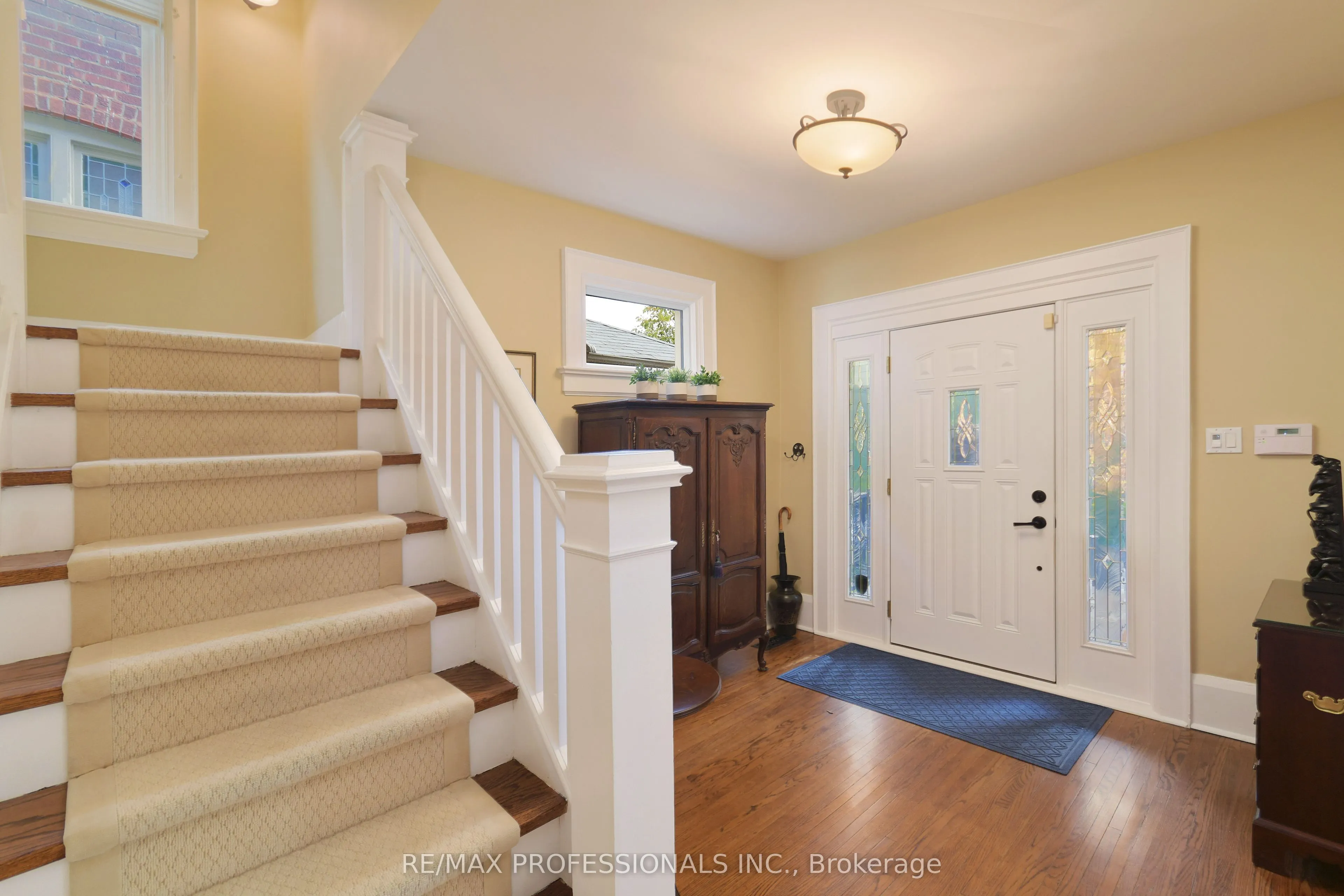 12 Glenwood Avenue