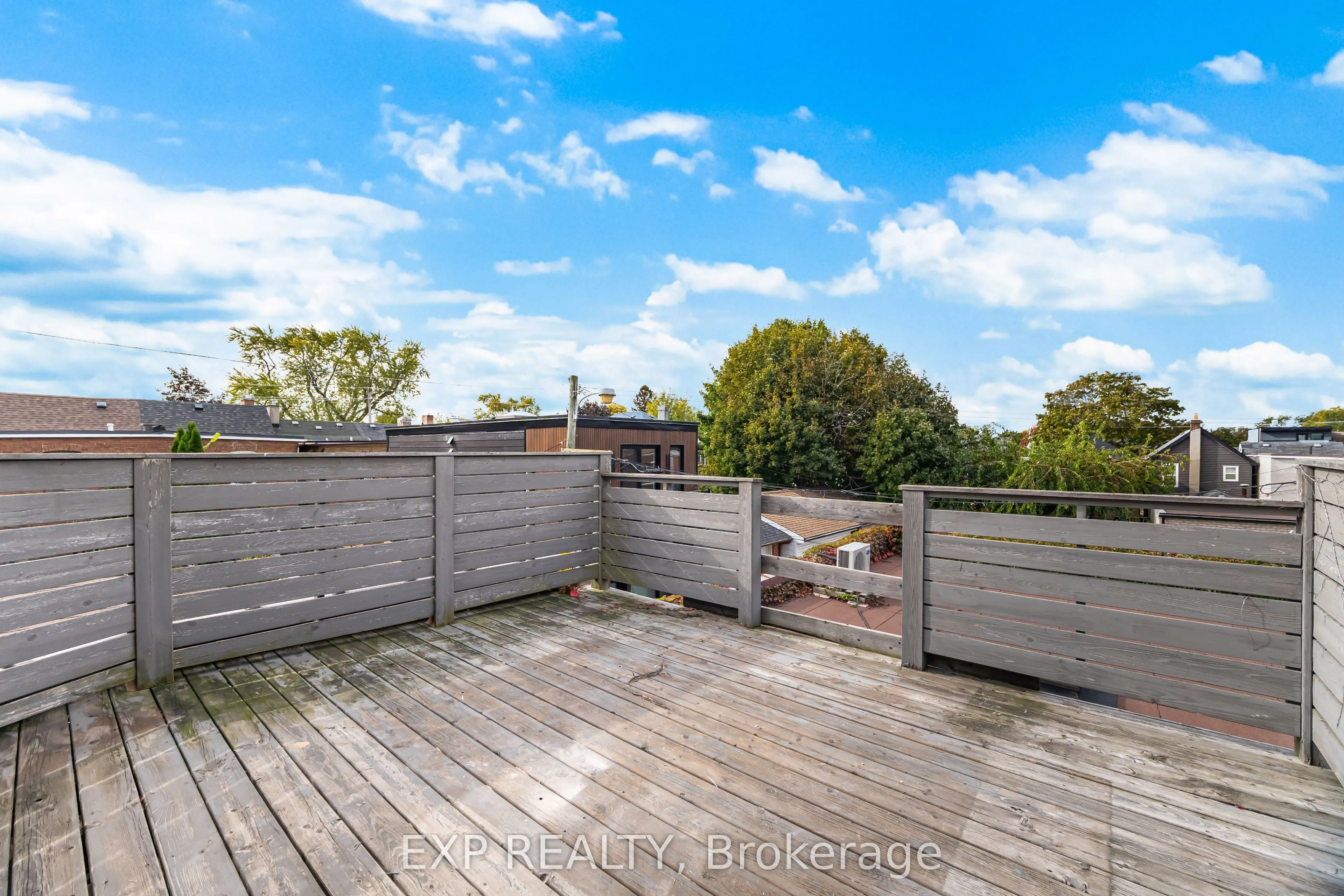 84 Earlscourt Avenue, #2nd and 3rd Floor