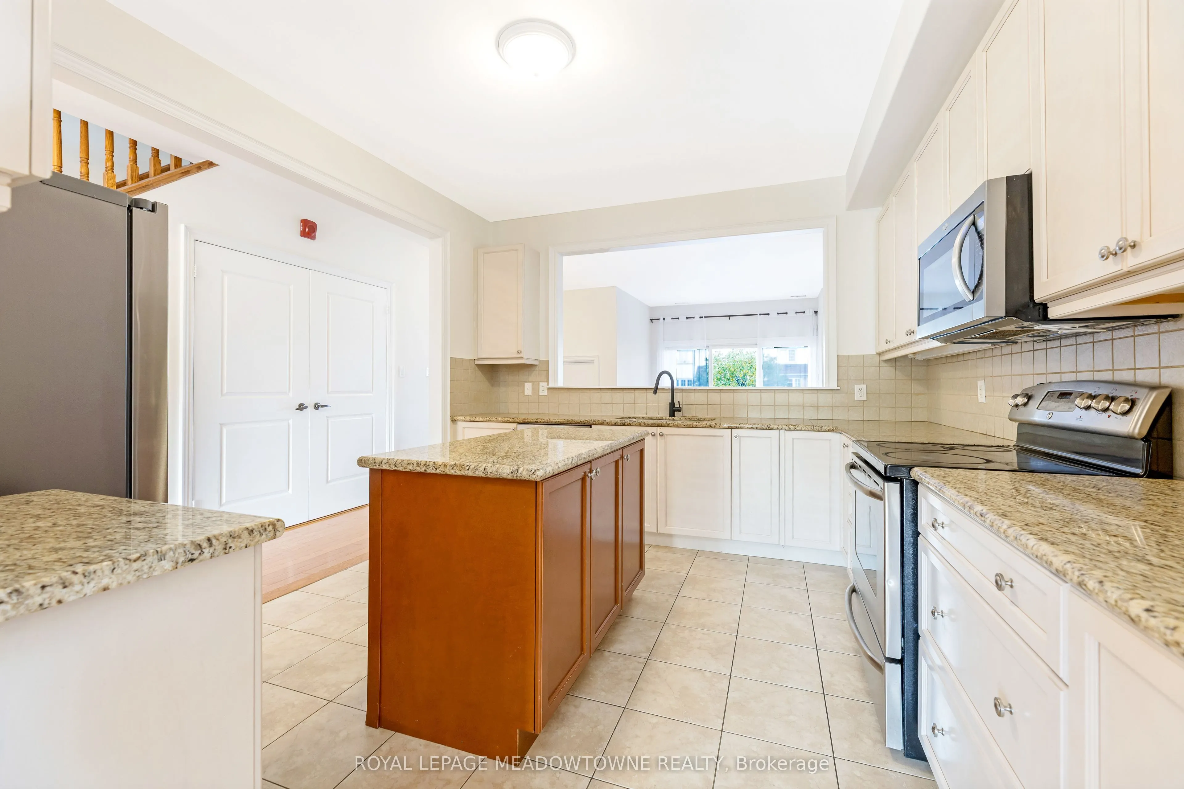 9105 Derry Road W, #Upper